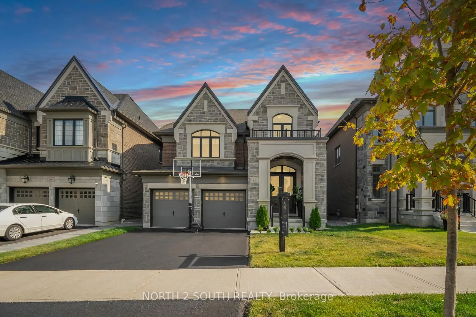 25 Pine Heights Drive