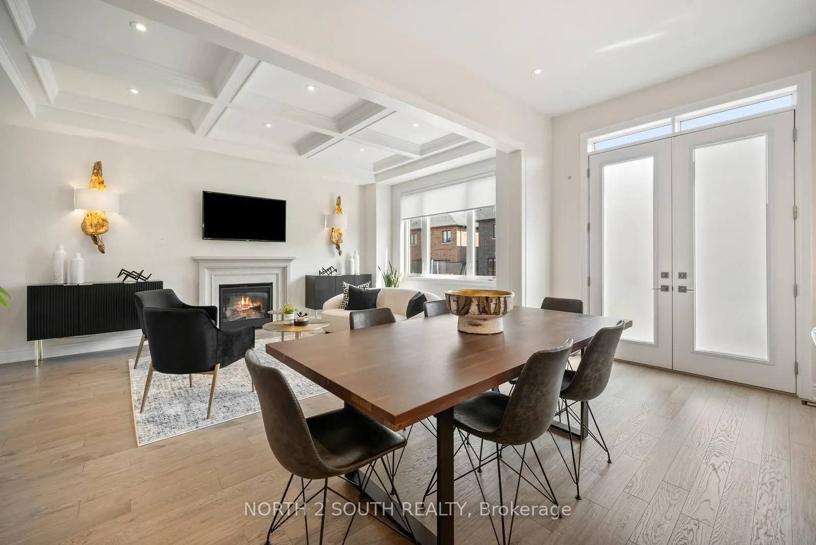 25 Pine Heights Drive