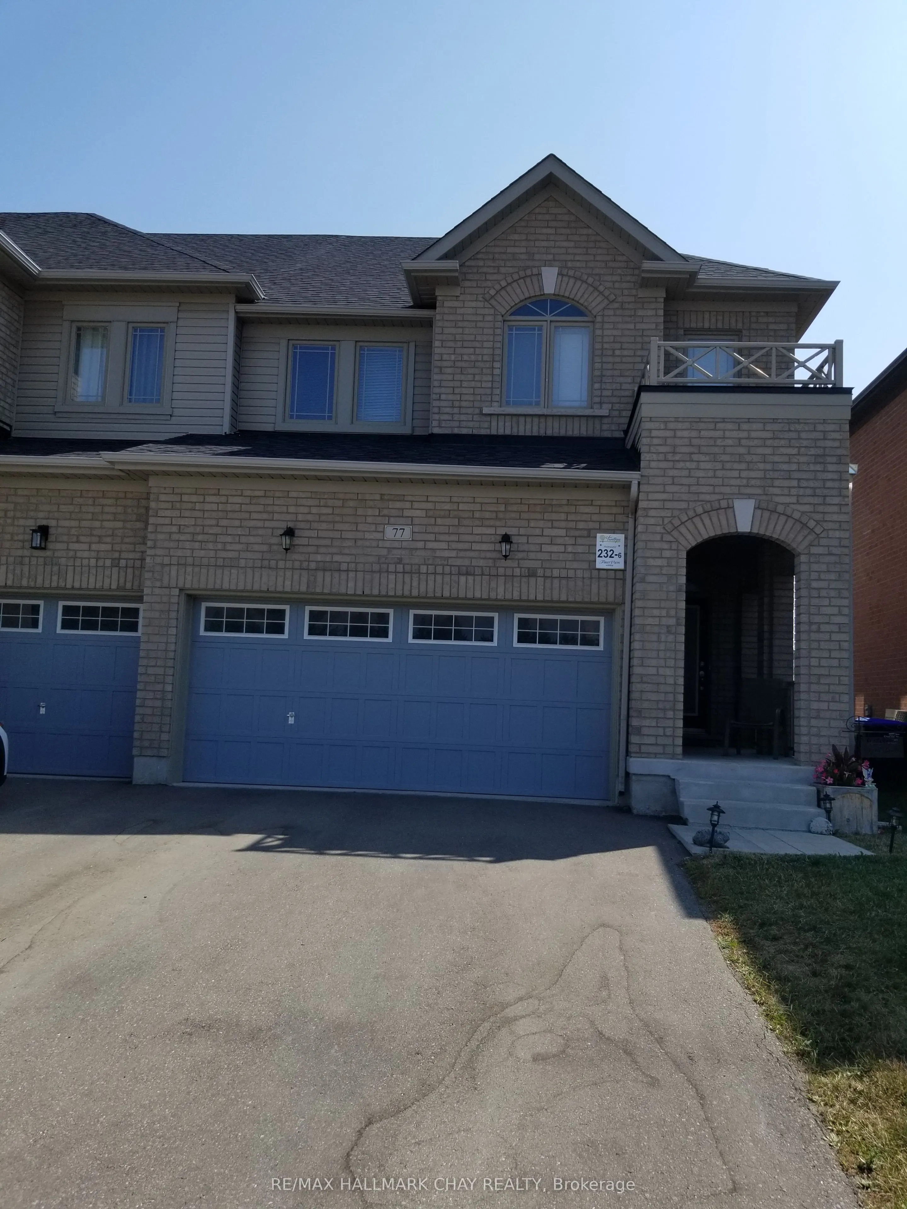 77 Arnold Crescent