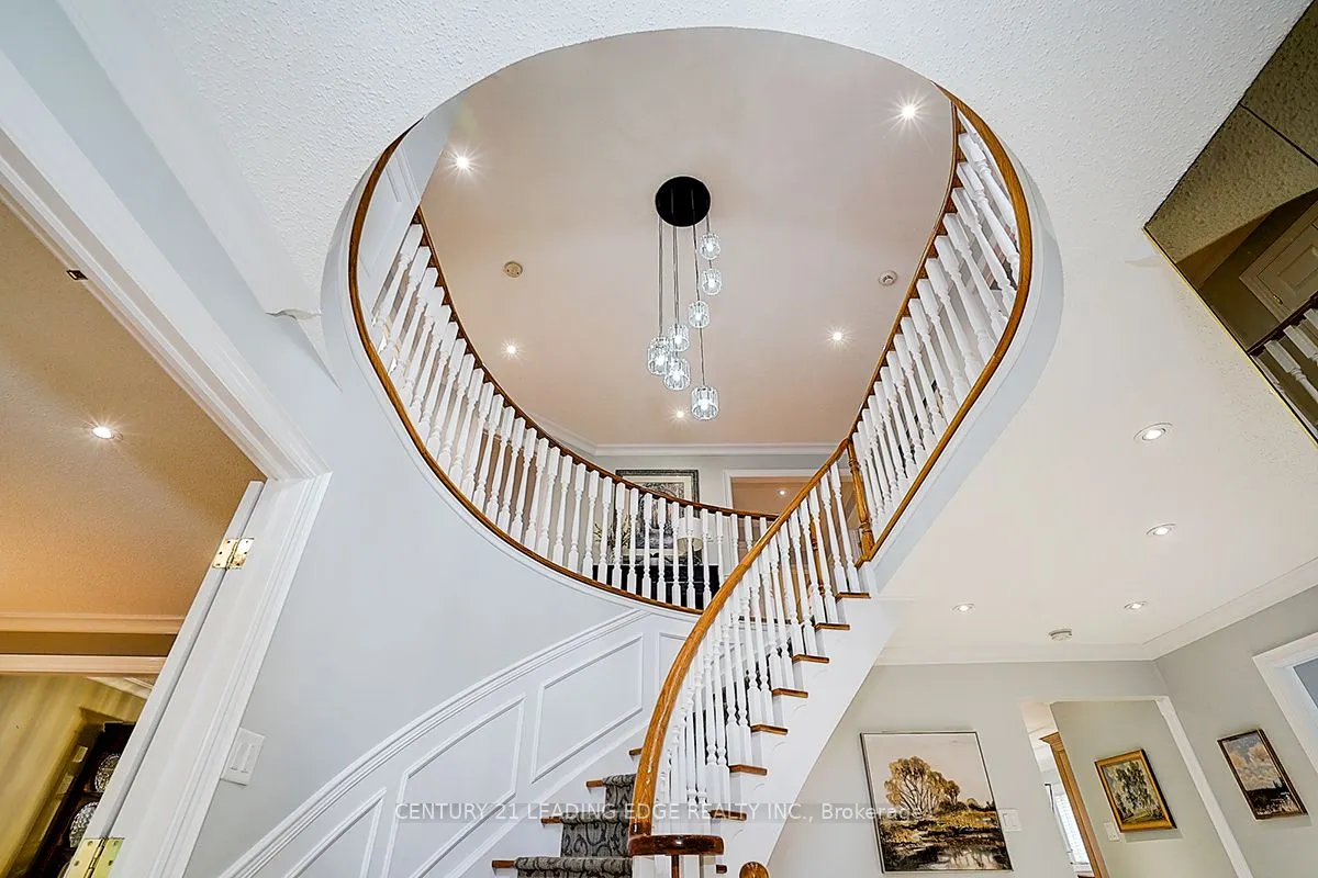7 BROGAN Court