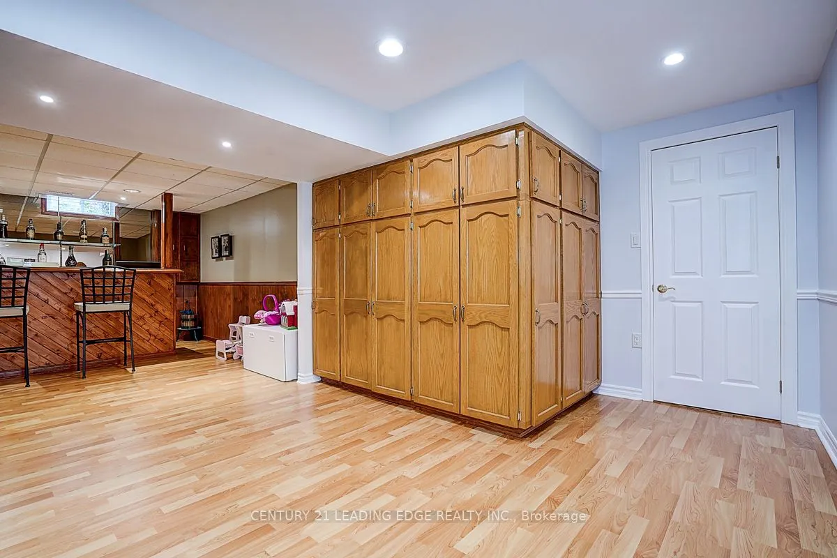7 BROGAN Court