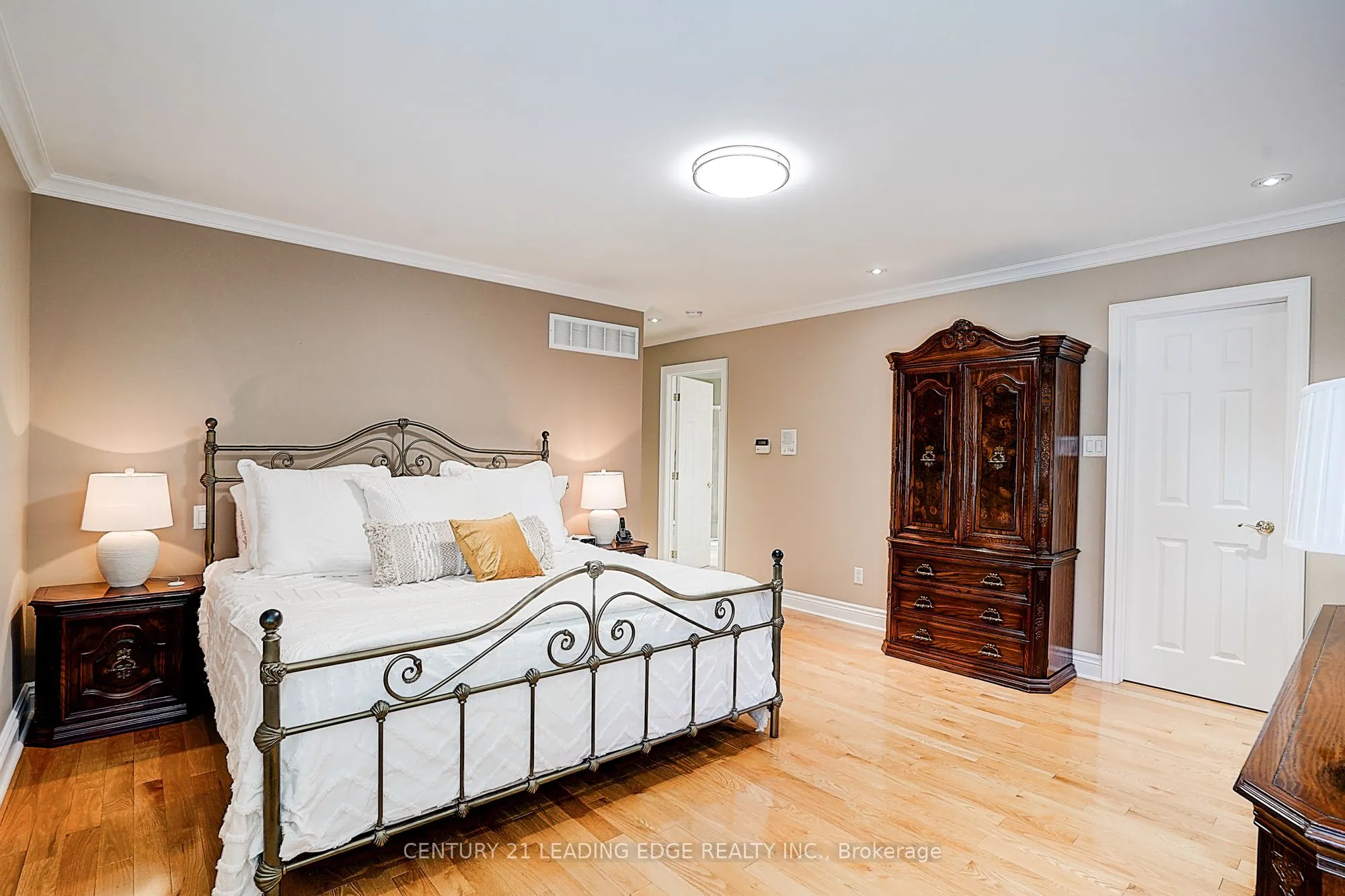 7 BROGAN Court