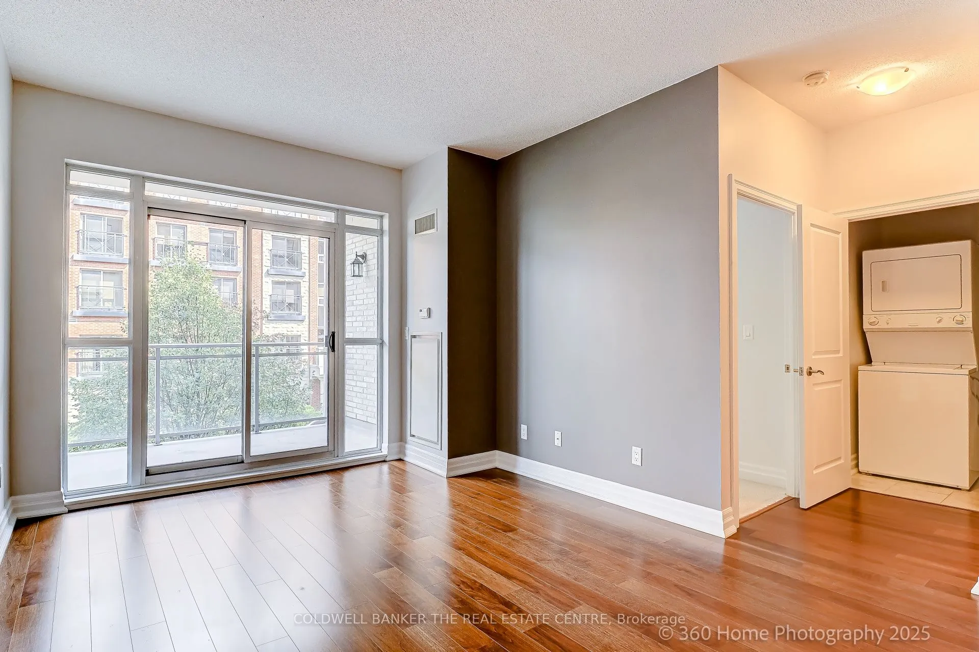180 John West Way, #220