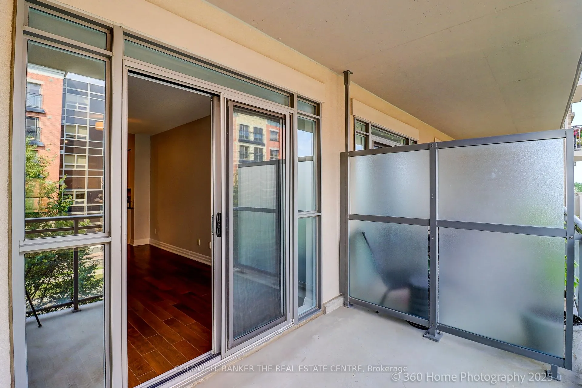 180 John West Way, #220