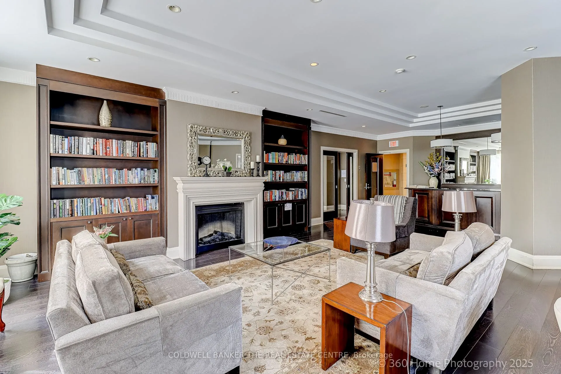 180 John West Way, #220