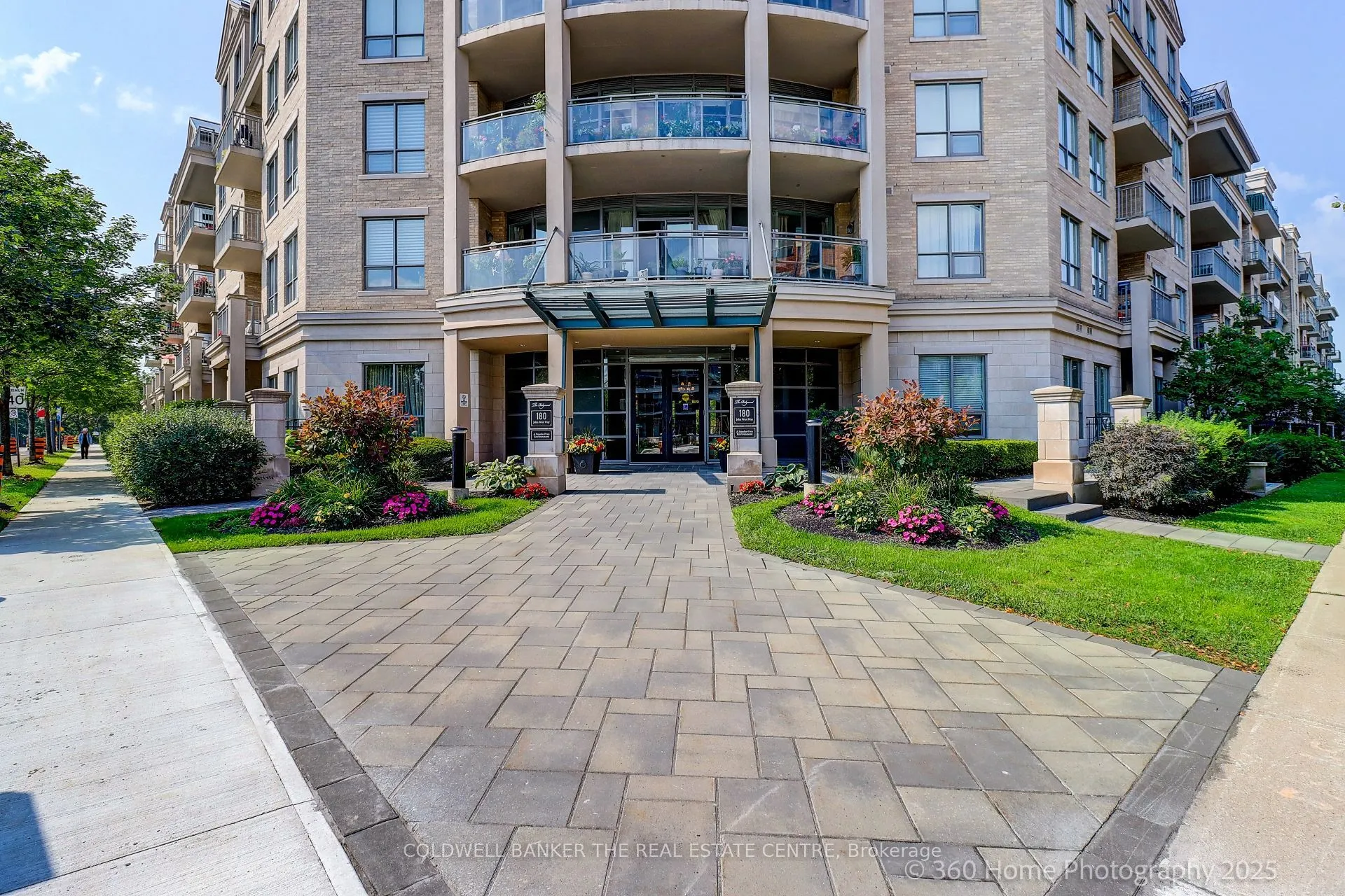 180 John West Way, #220