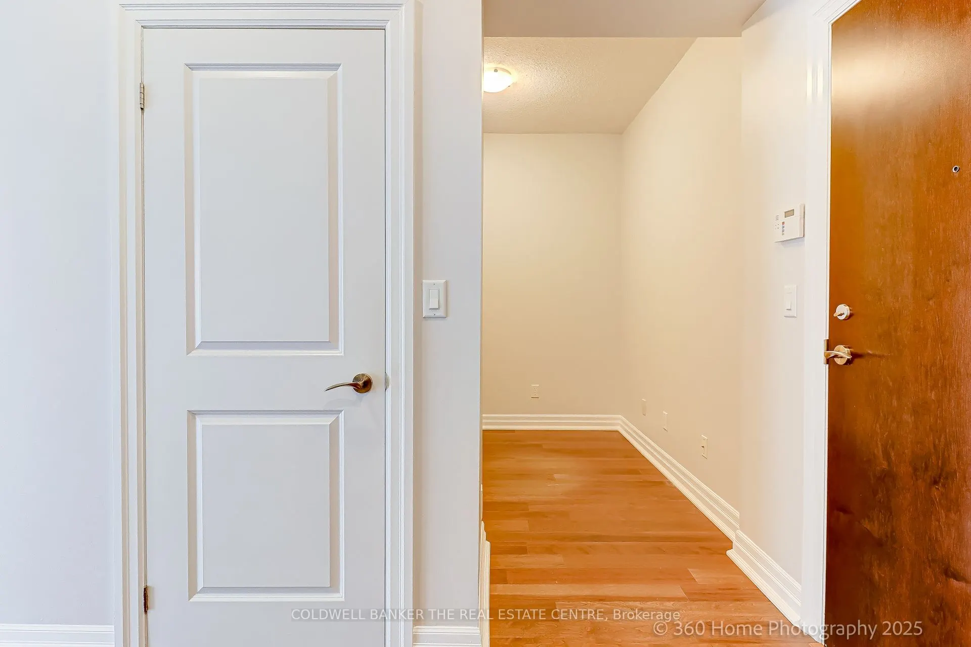 180 John West Way, #220