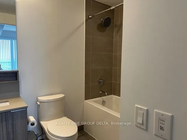 898 Portage Parkway, #4002