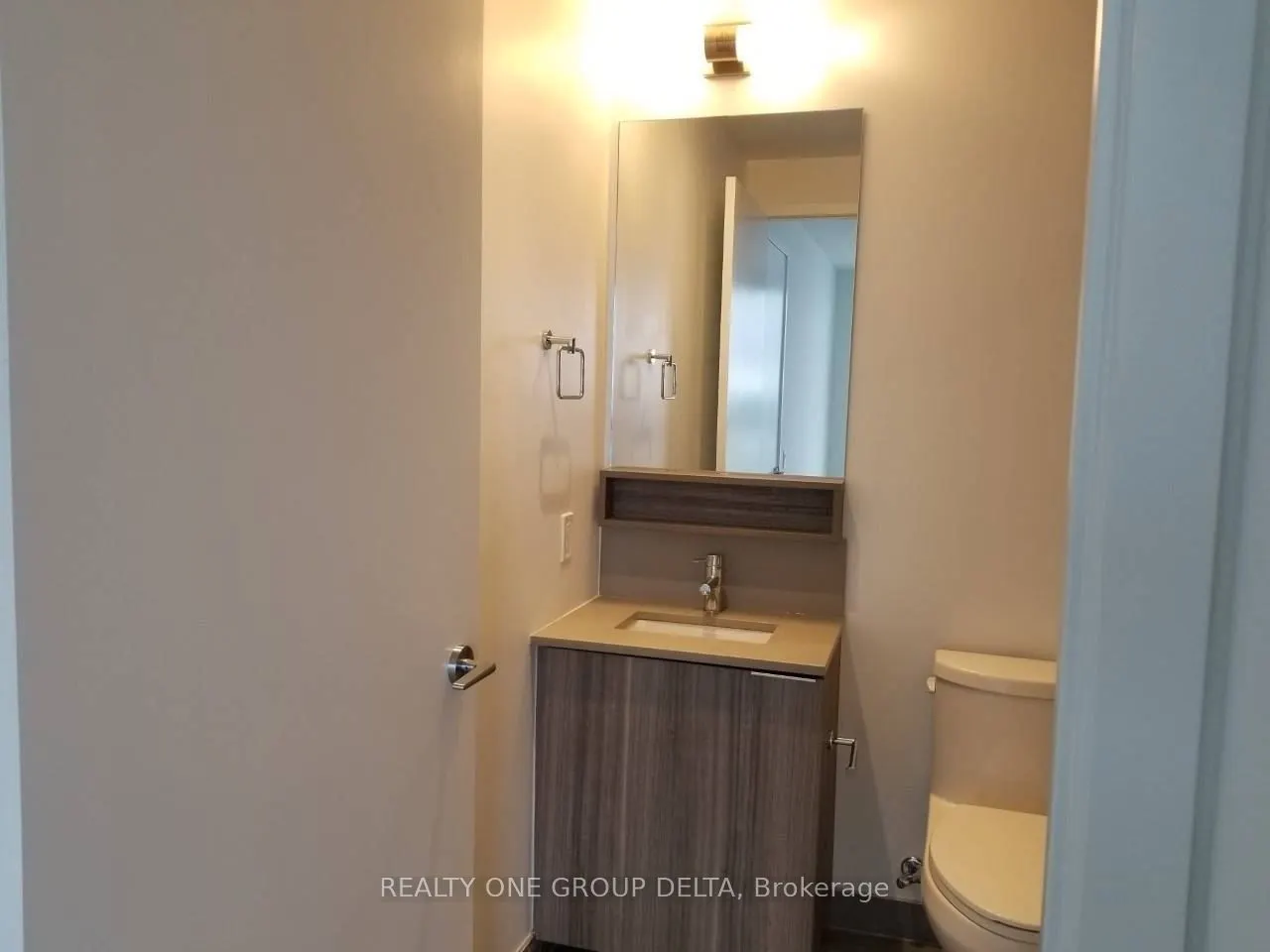 898 Portage Parkway, #4002