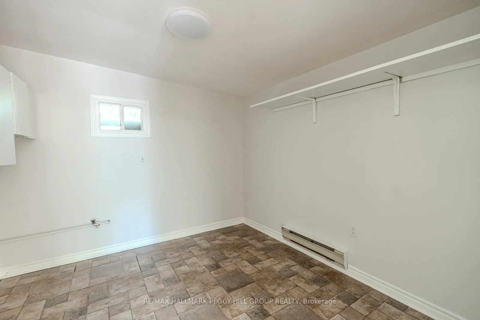 12 Flora Court