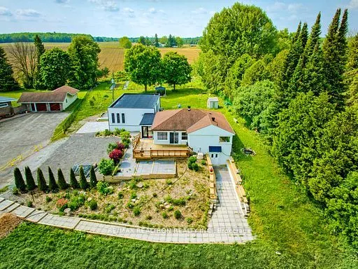 2821 Mount Albert Road