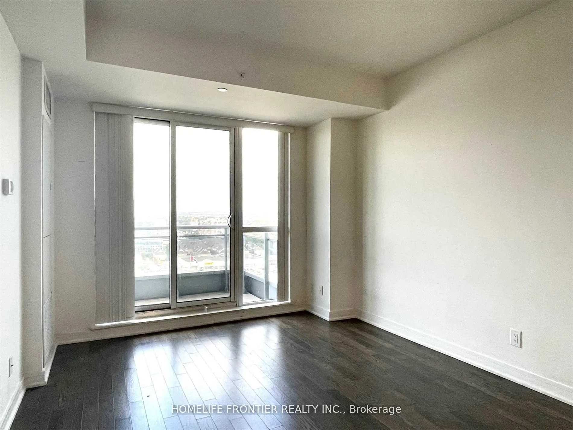 9201 Yonge Street, #1702