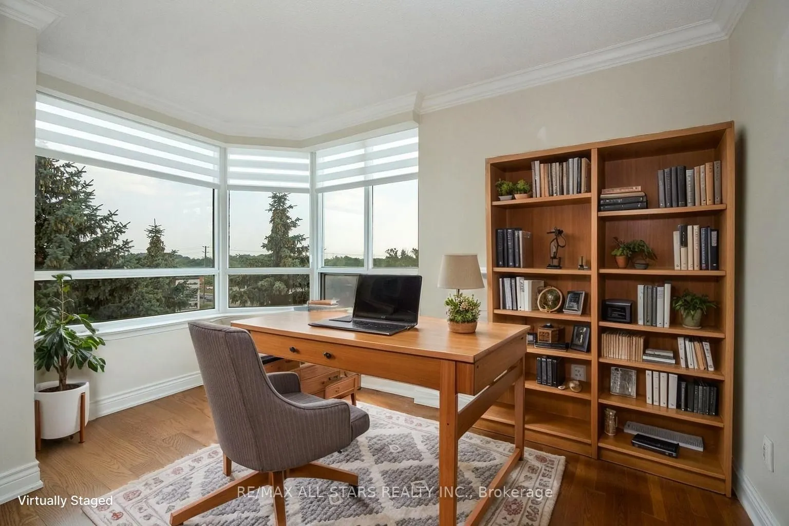 610 Bullock Drive, #404