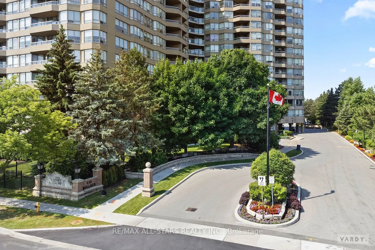 610 Bullock Drive, #404