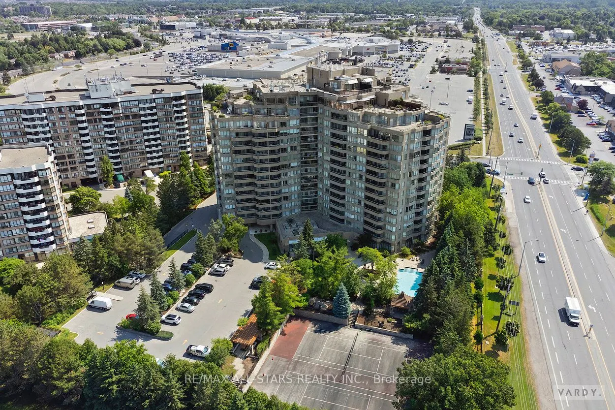 610 Bullock Drive, #404