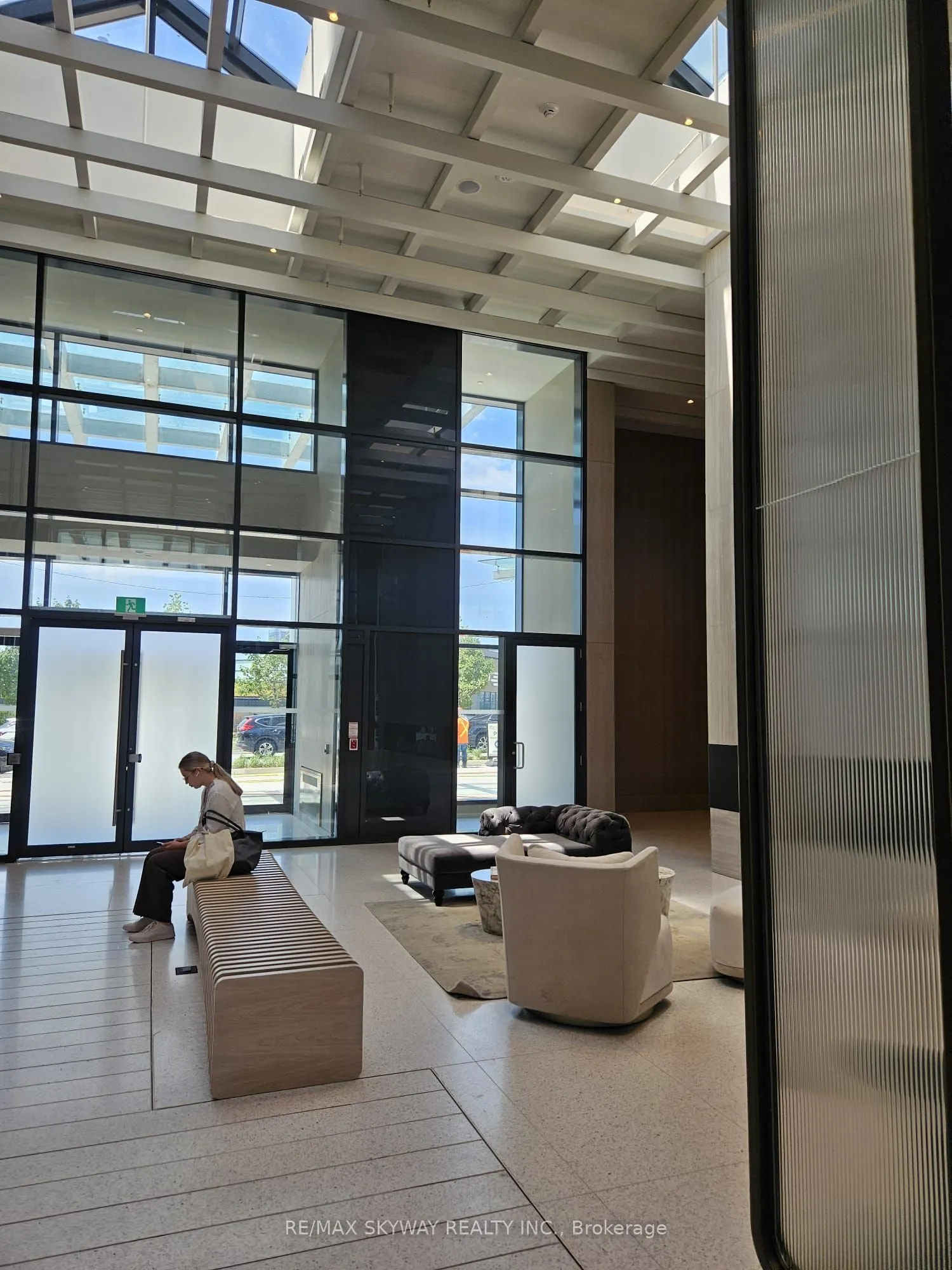 225 Commerce Street, #5810