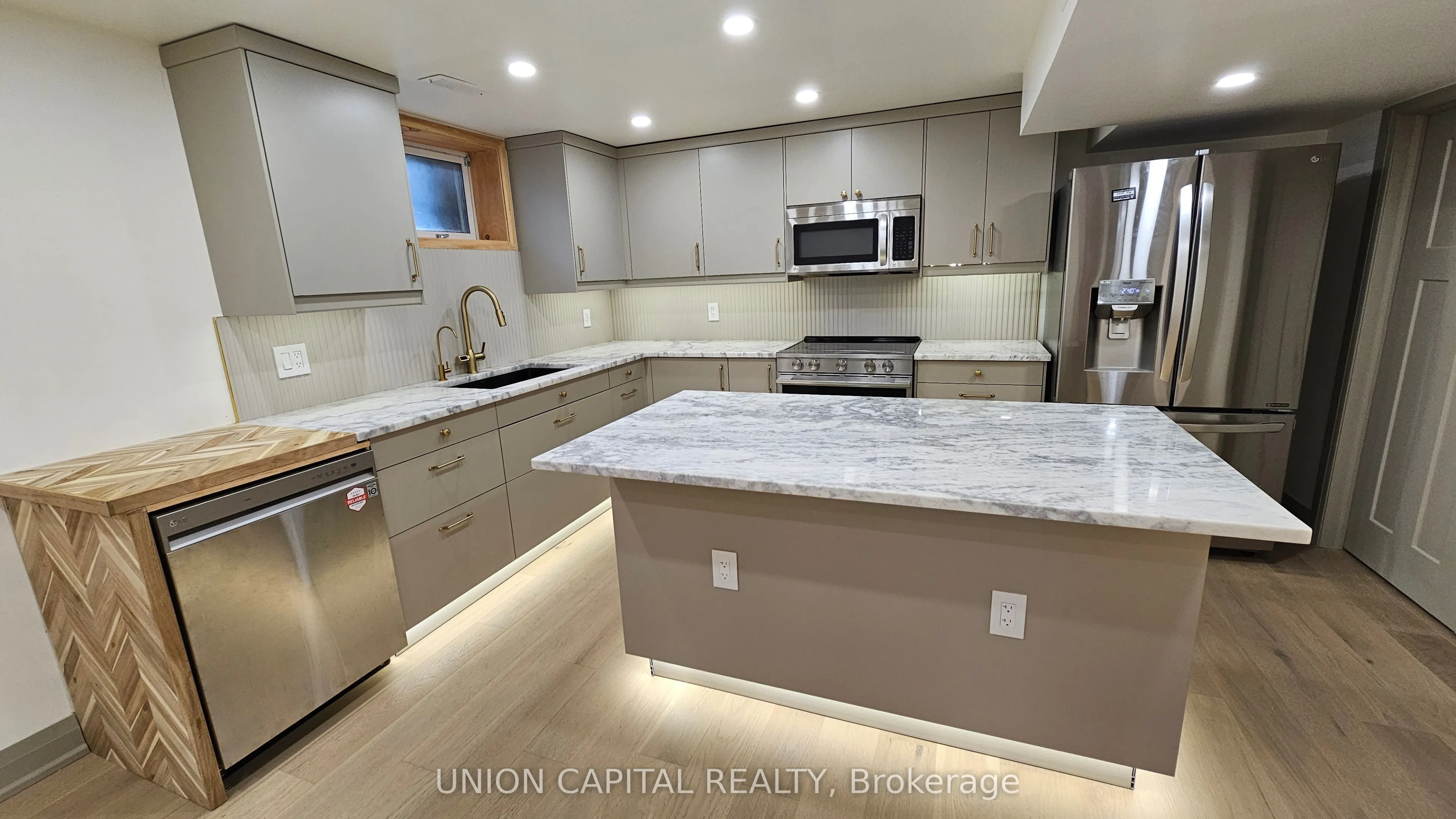 2343 Mount Albert Road, #Lower Level