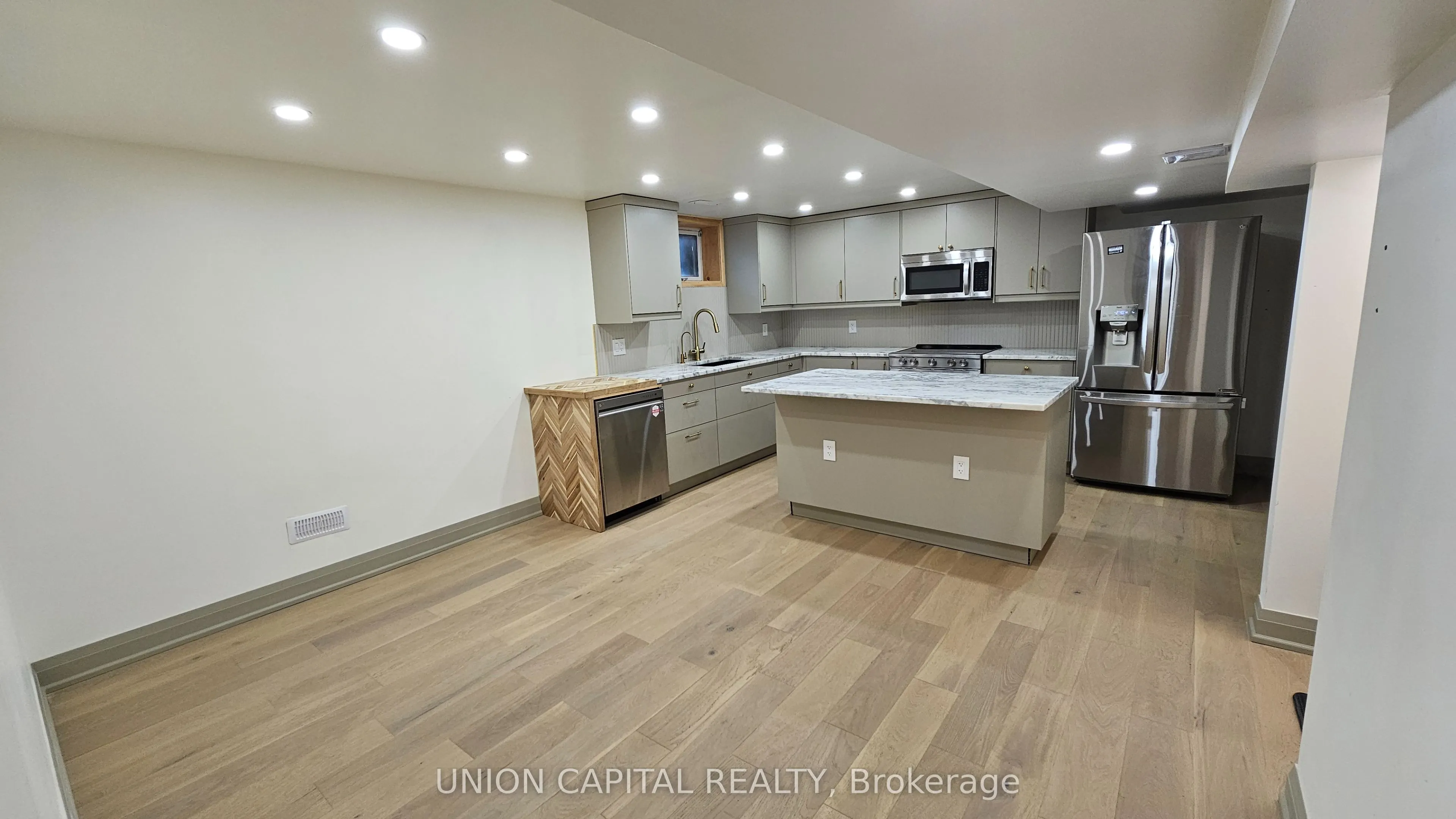 2343 Mount Albert Road, #Lower Level