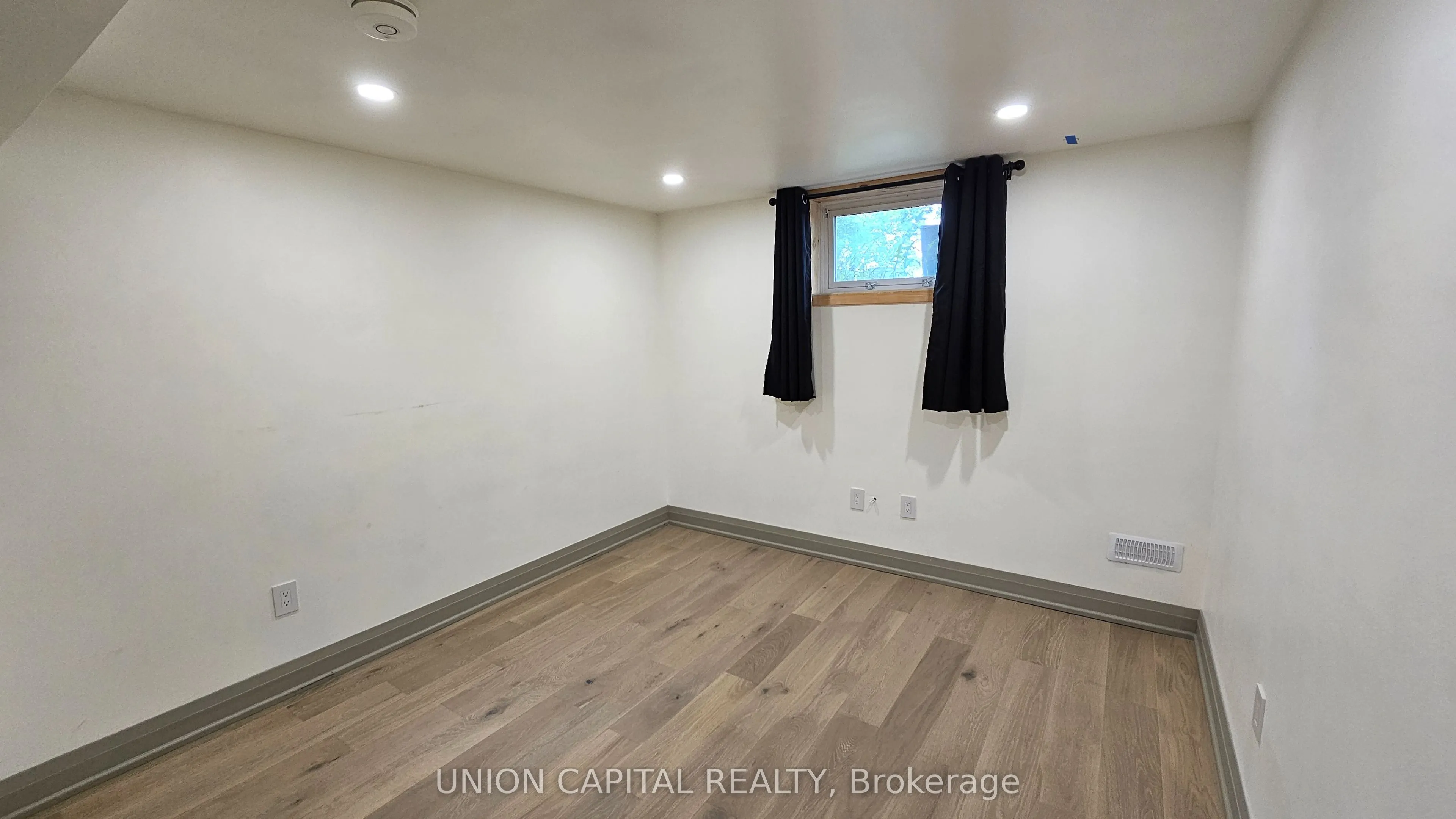 2343 Mount Albert Road, #Lower Level