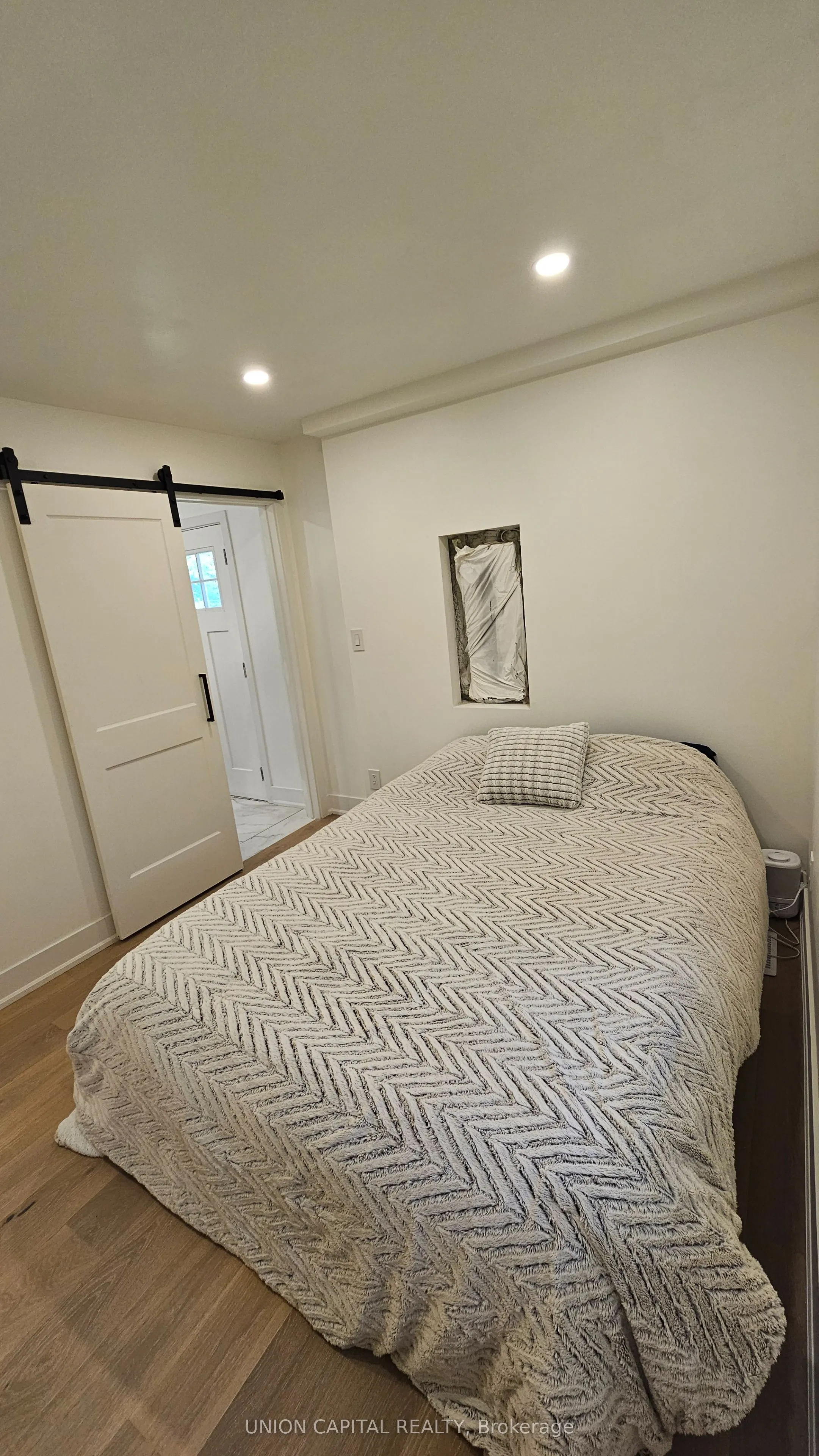 2343 Mount Albert Road, #Unit 1