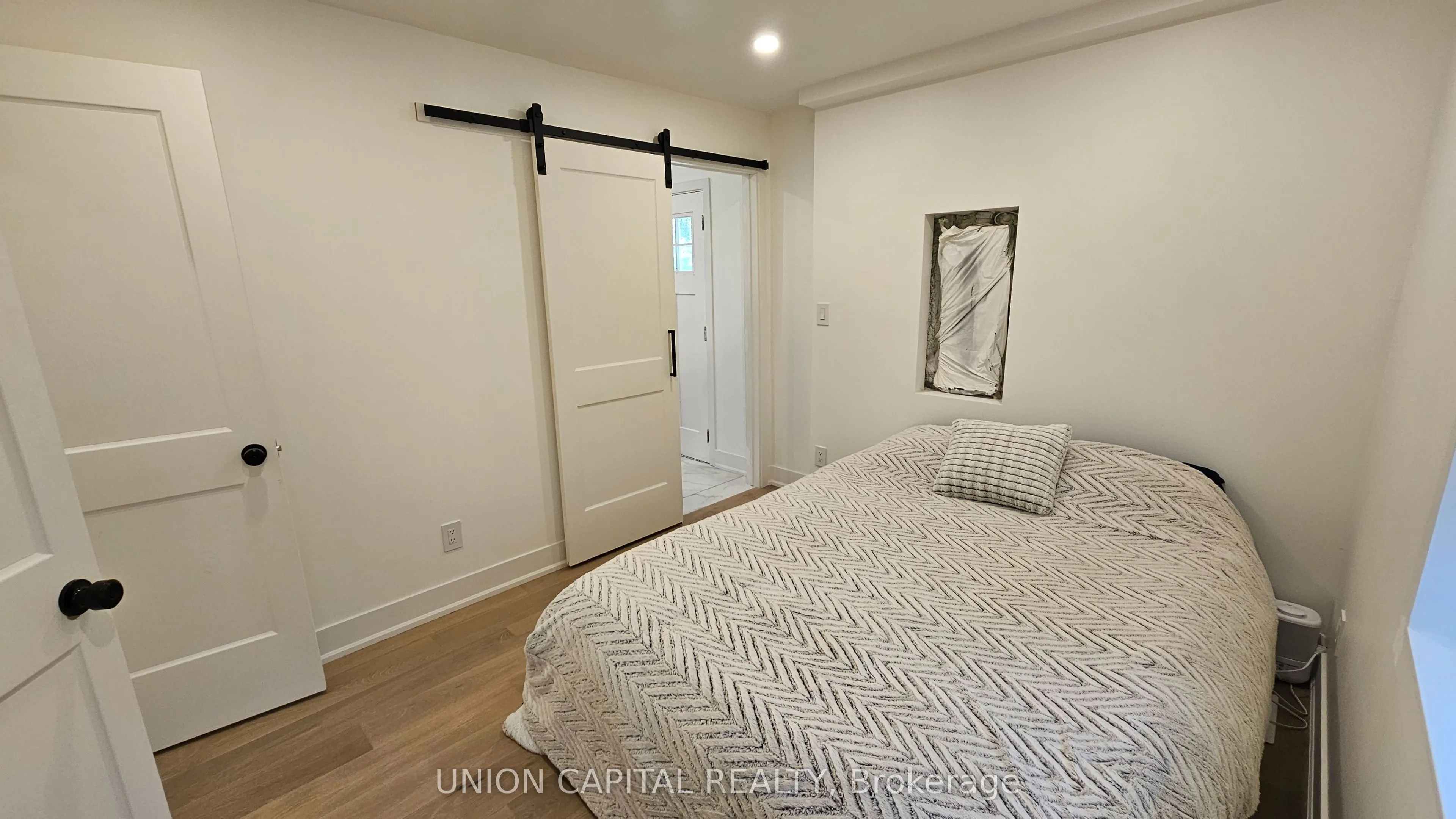 2343 Mount Albert Road, #Unit 1