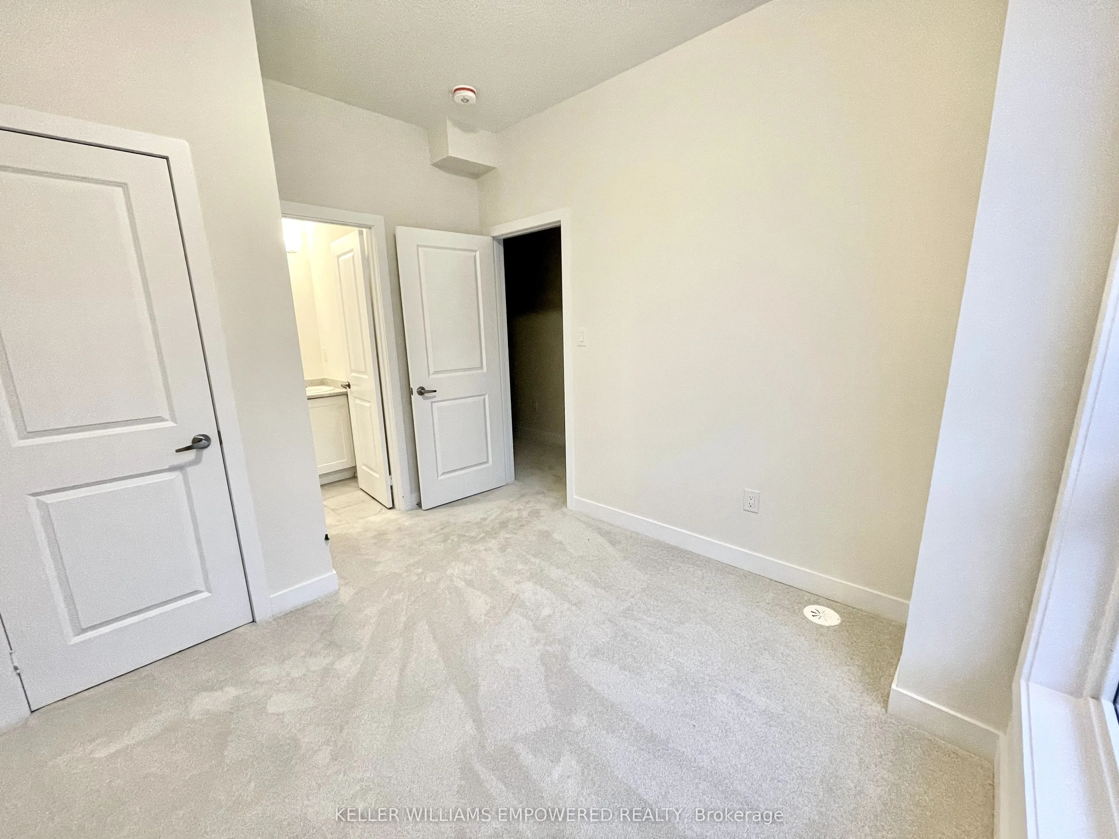112 Stauffer Crescent