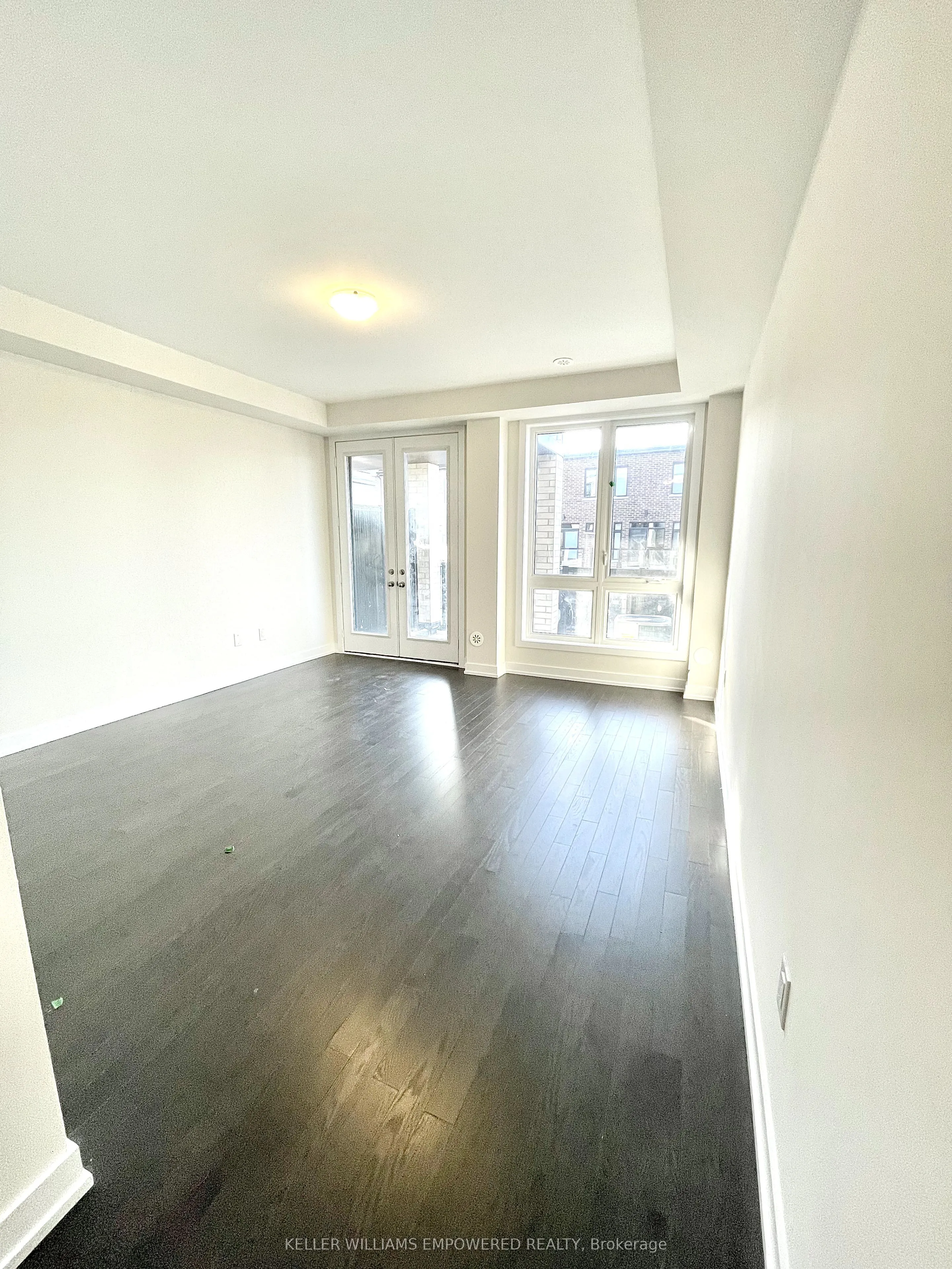 112 Stauffer Crescent
