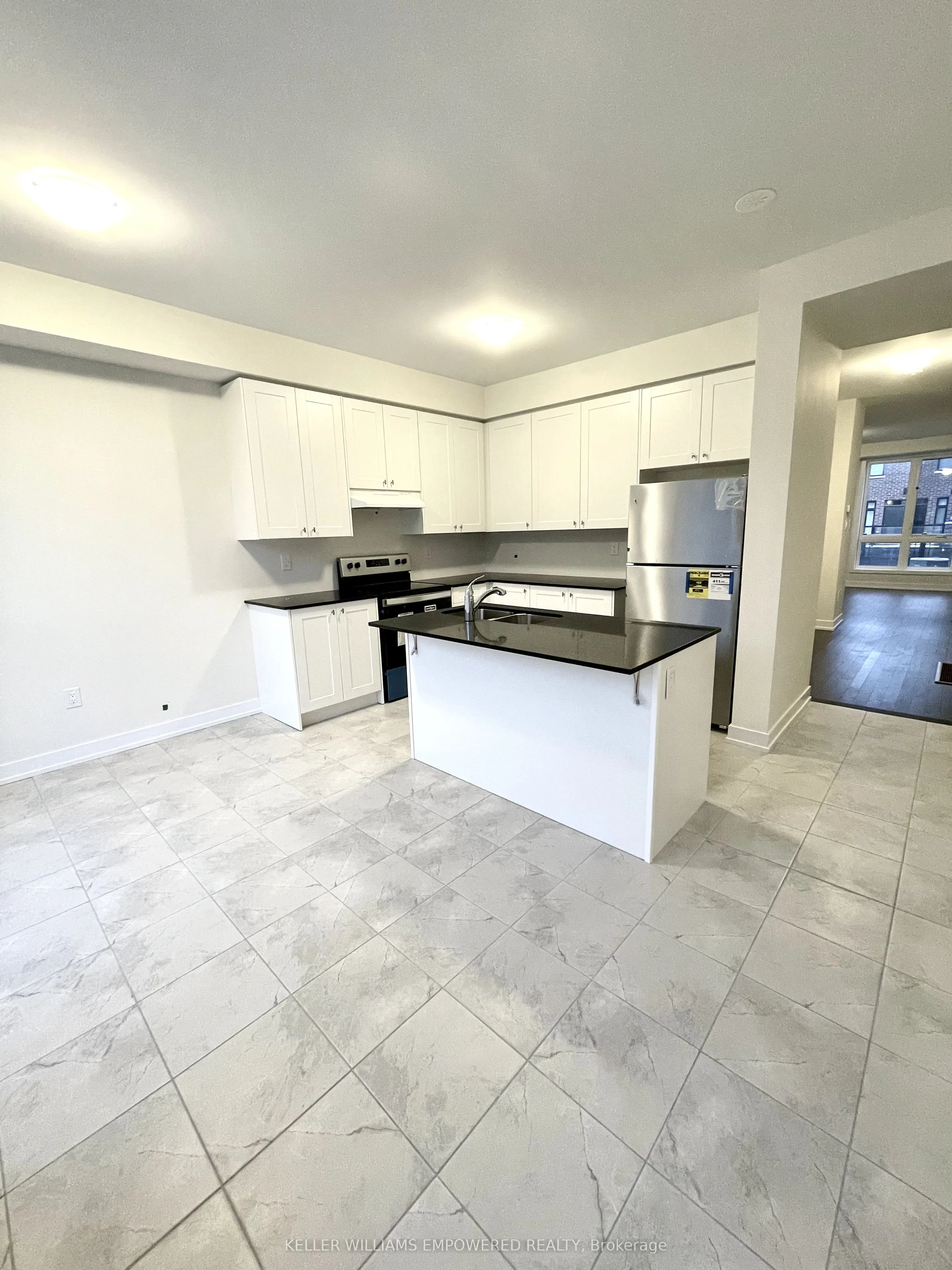 112 Stauffer Crescent