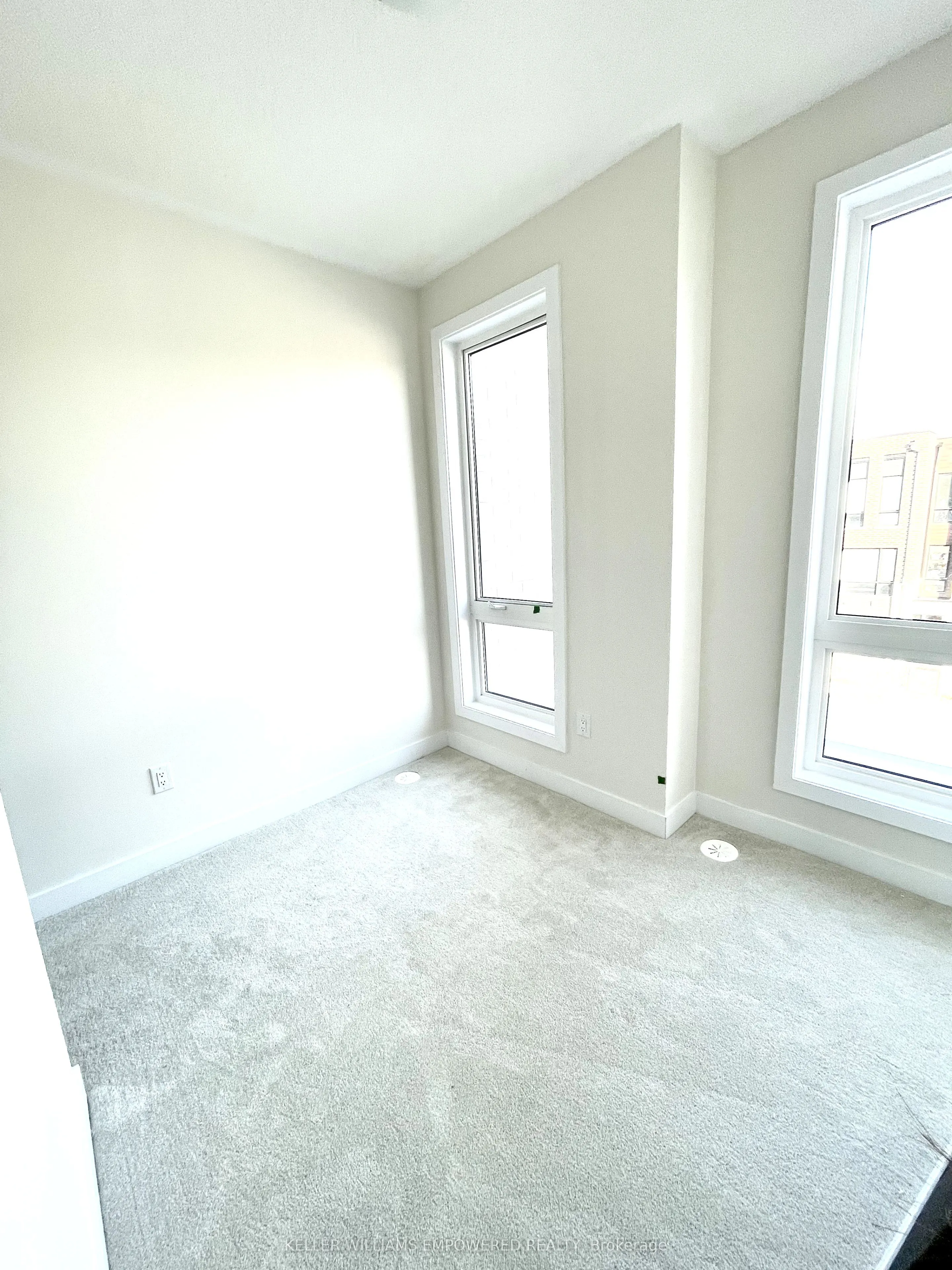 112 Stauffer Crescent