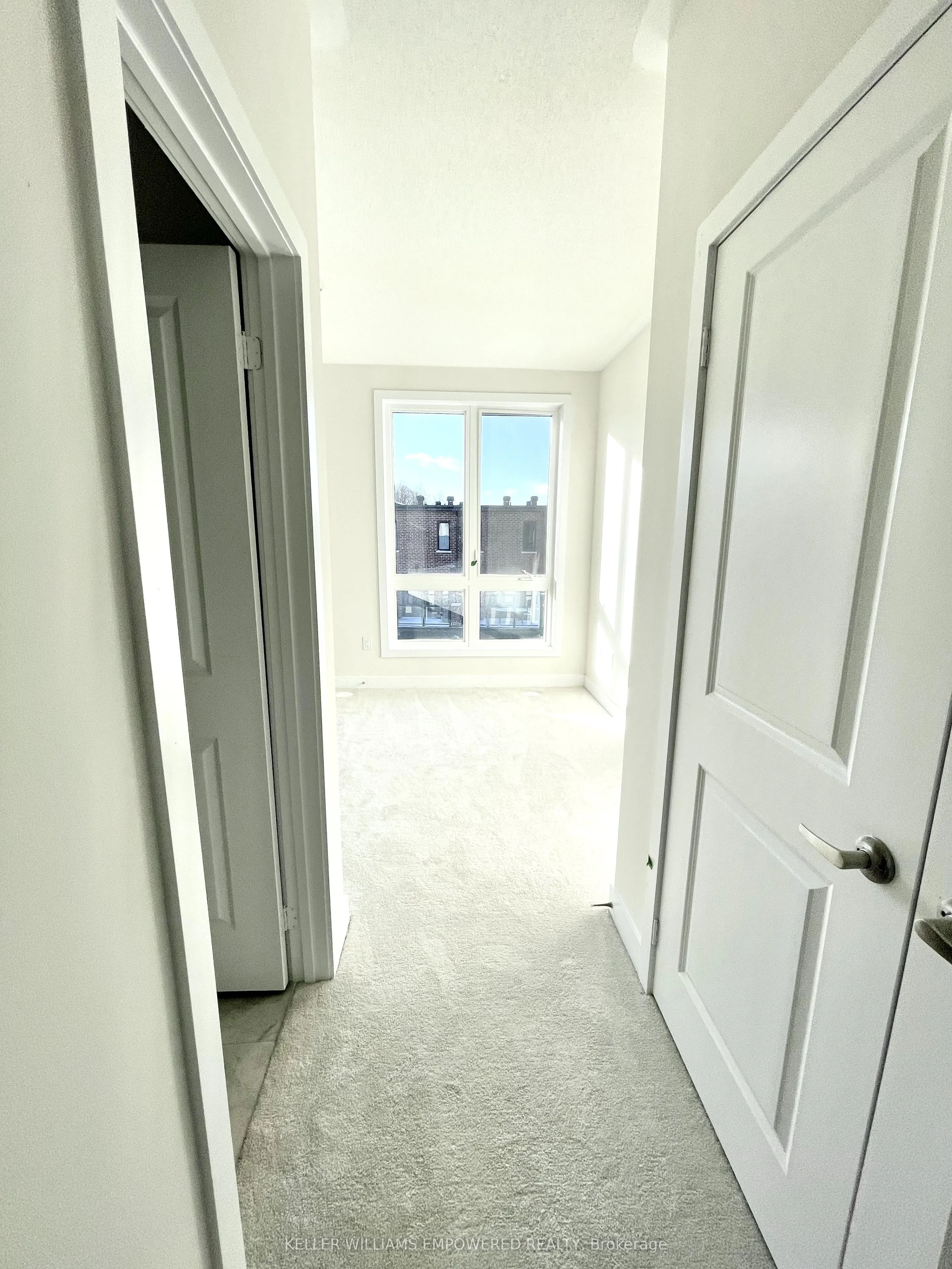 112 Stauffer Crescent