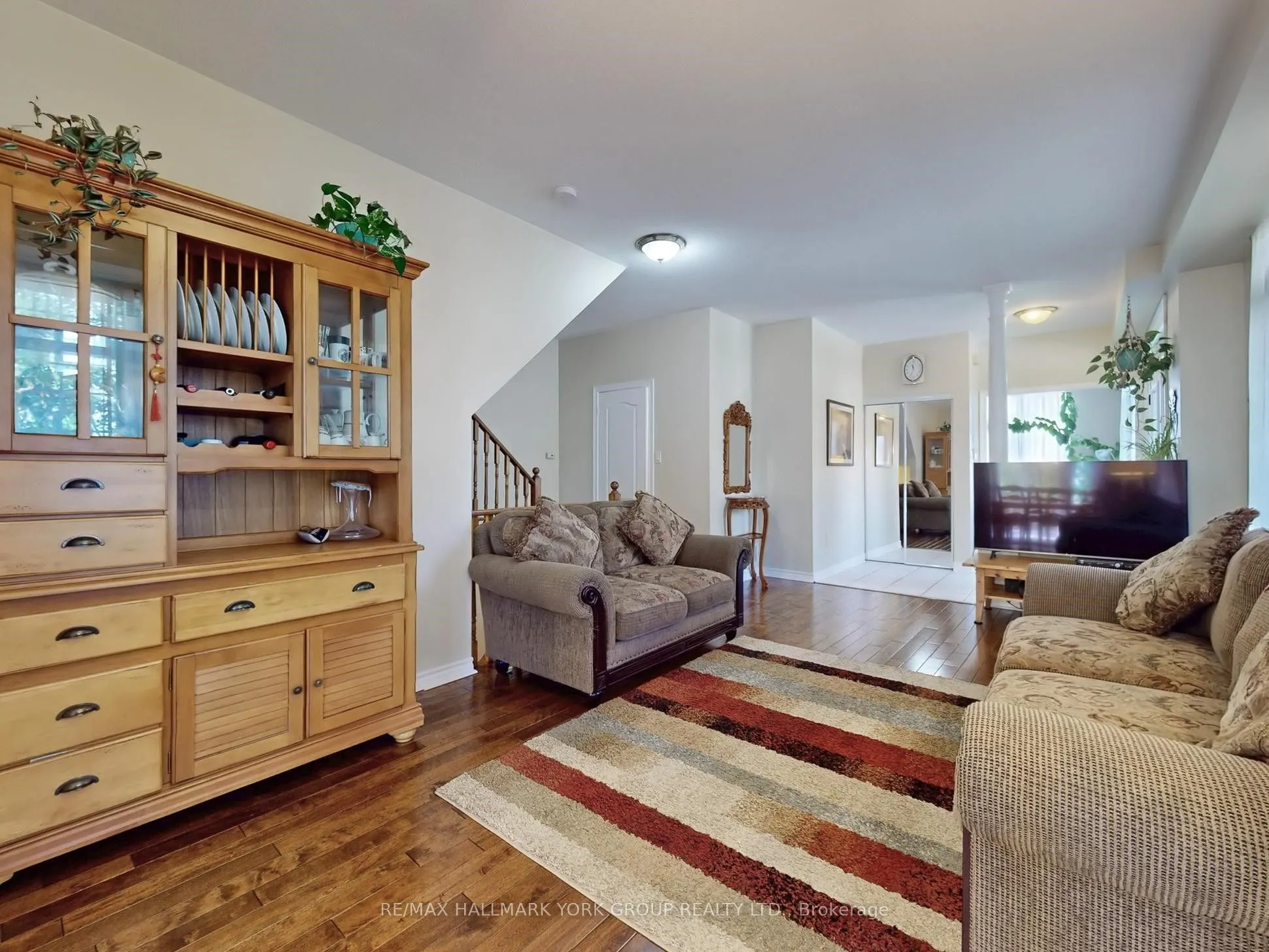 1 Lander Crescent