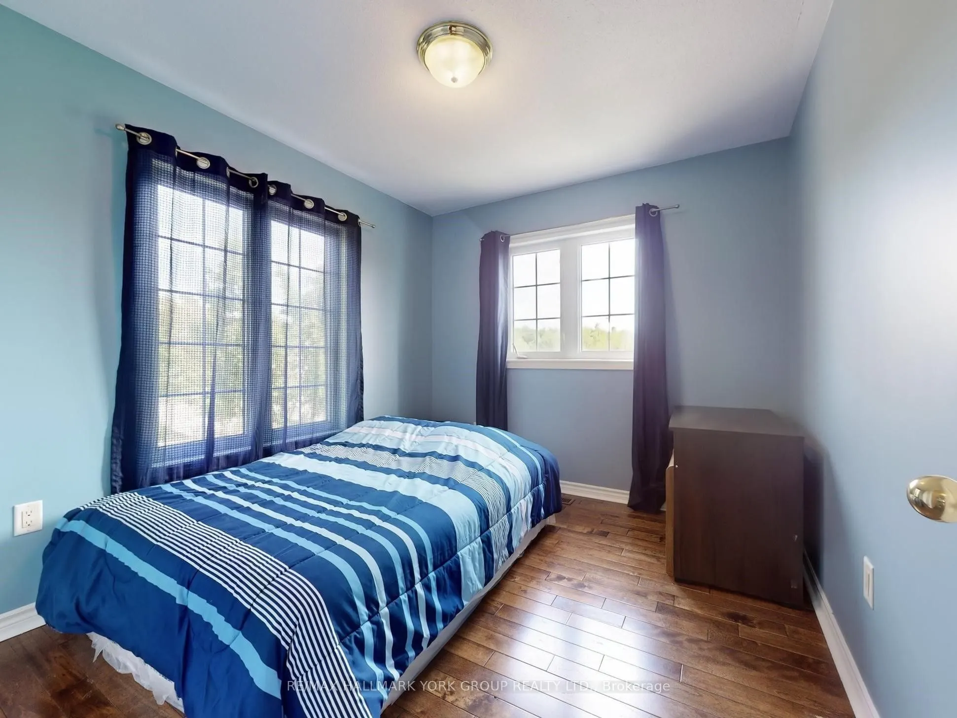 1 Lander Crescent