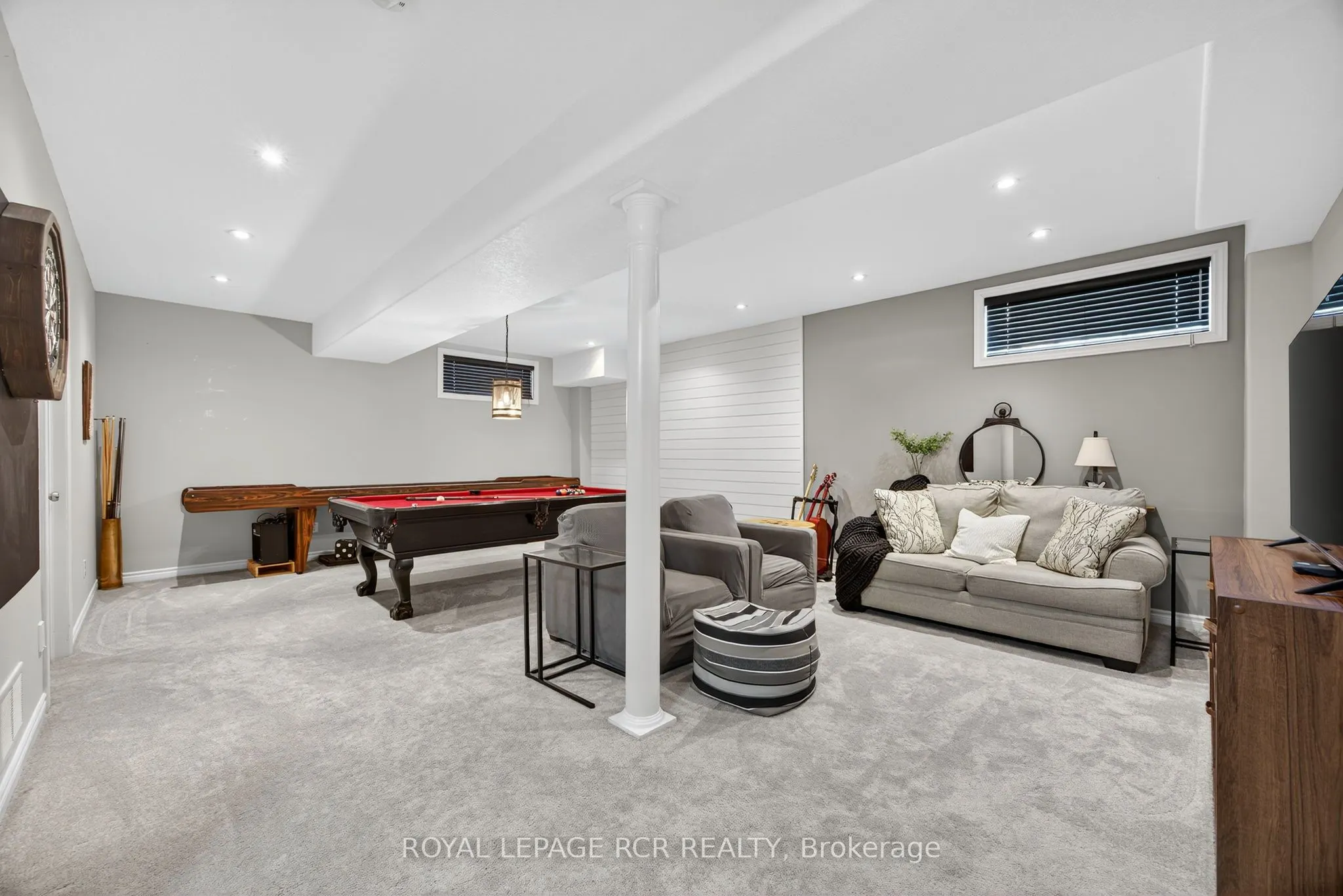 2 Irwin Crescent