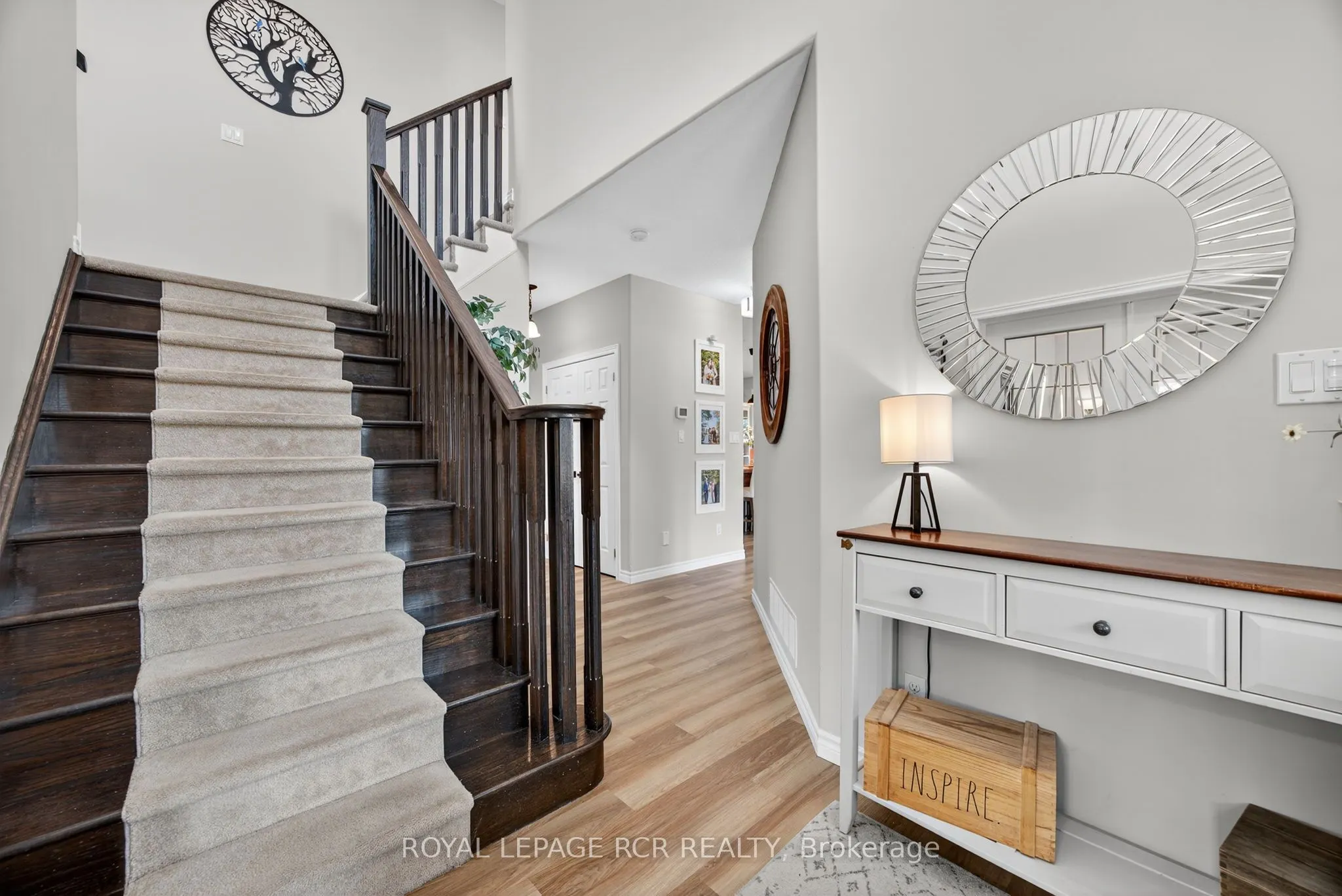 2 Irwin Crescent