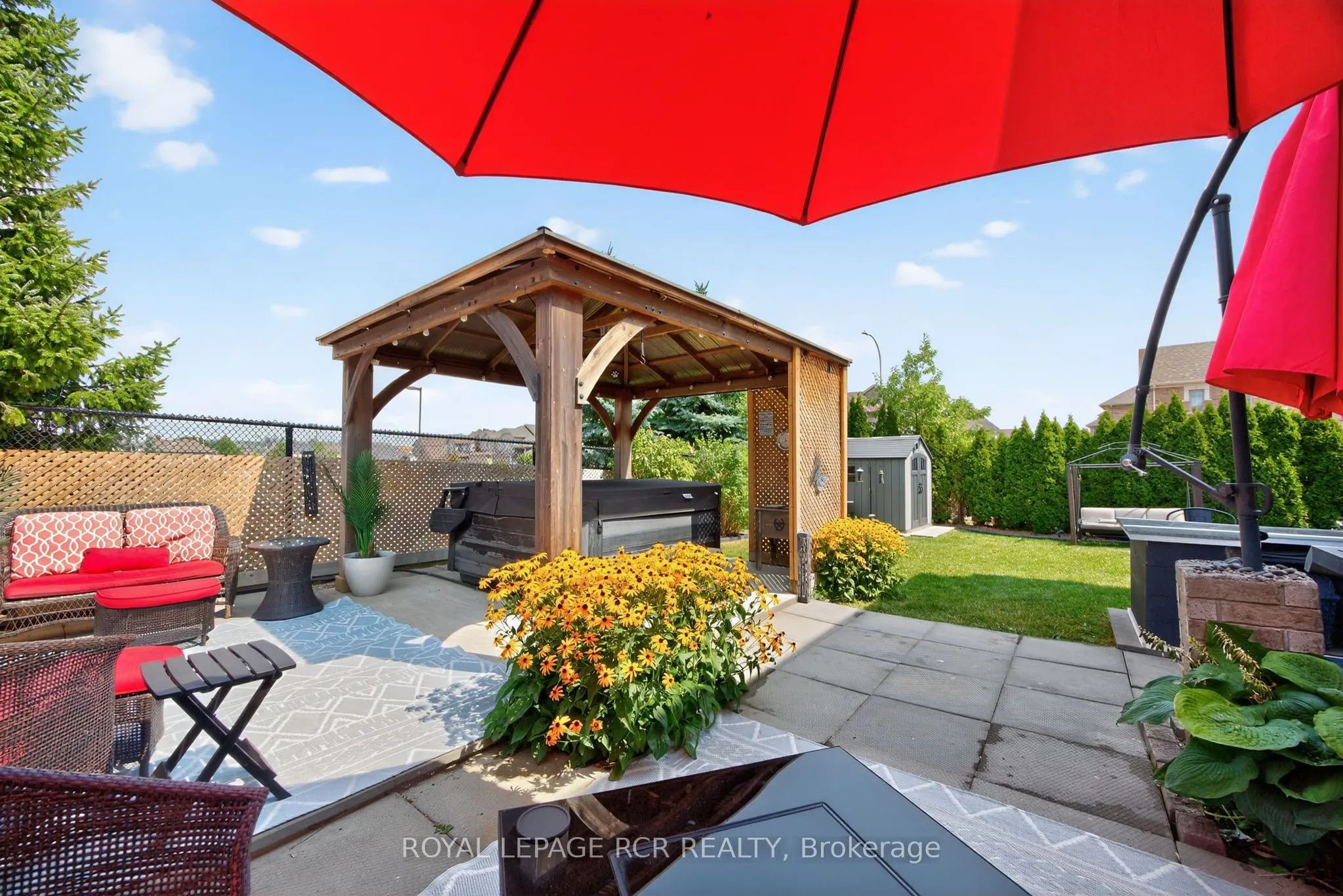 2 Irwin Crescent