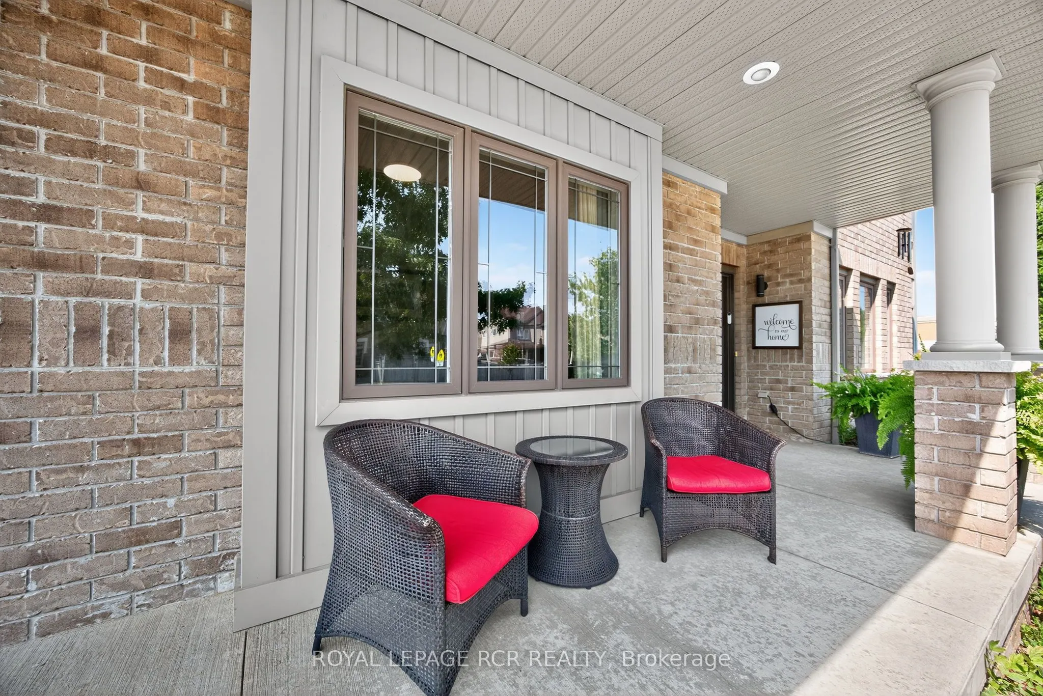 2 Irwin Crescent
