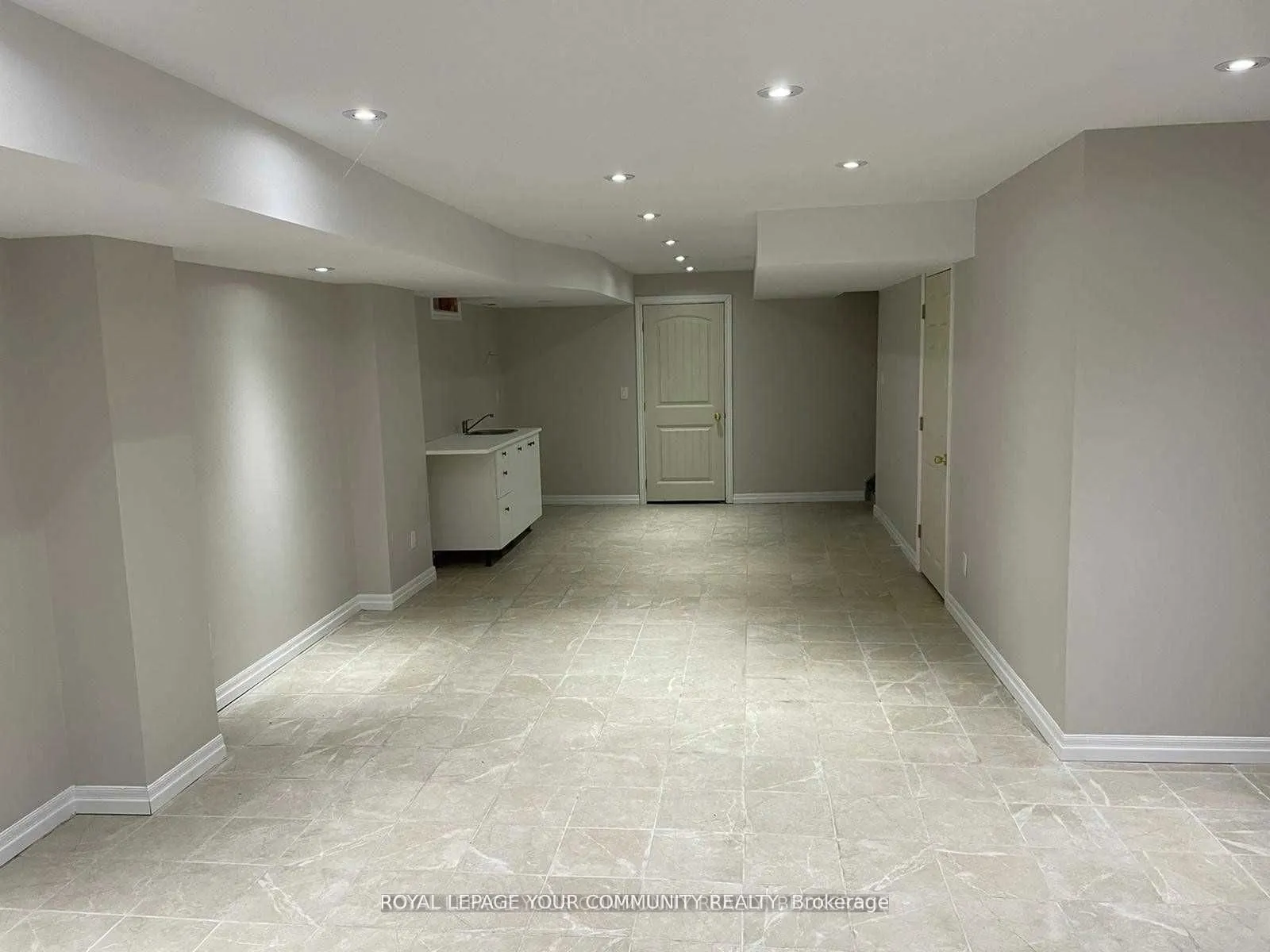 122 Russel Drive