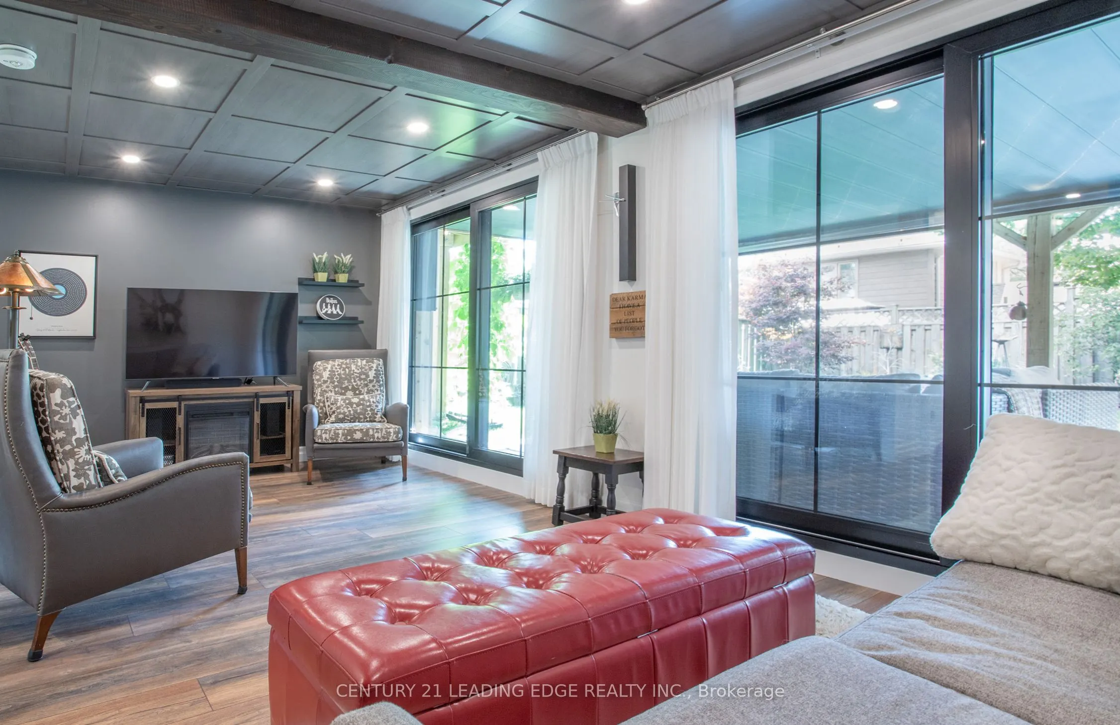 12 Balson Boulevard