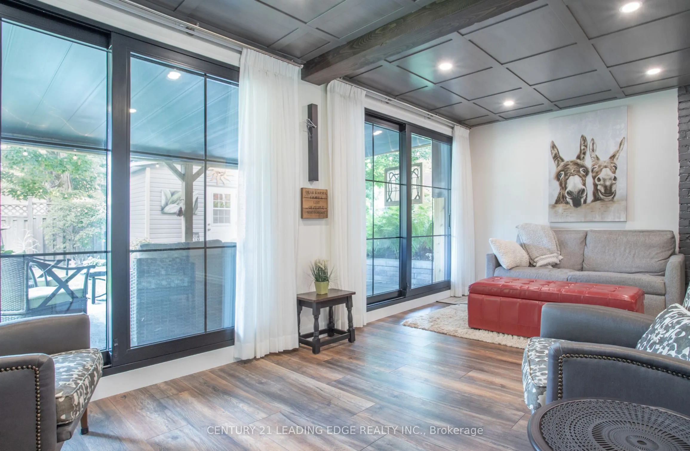12 Balson Boulevard