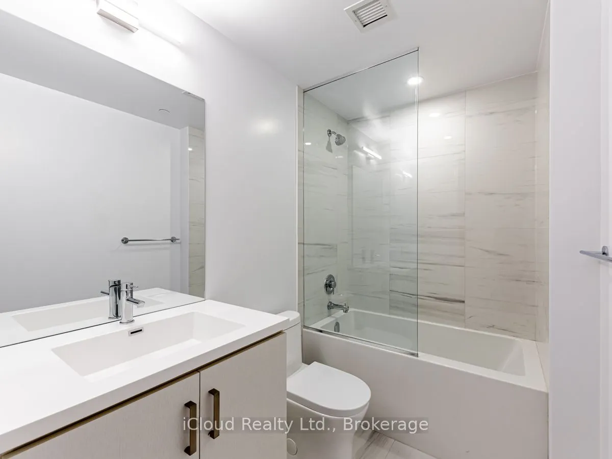 38 Honeycrisp Crescent, #1011