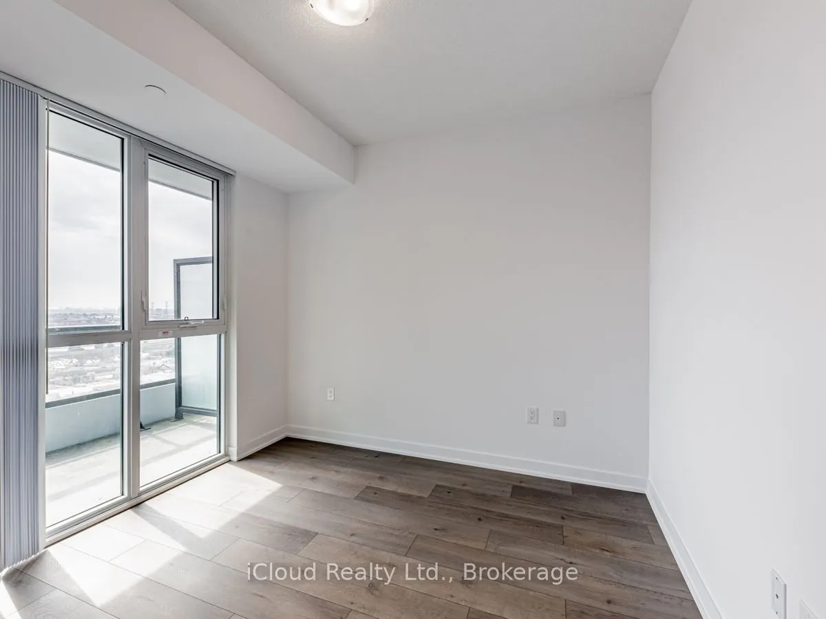 38 Honeycrisp Crescent, #1011