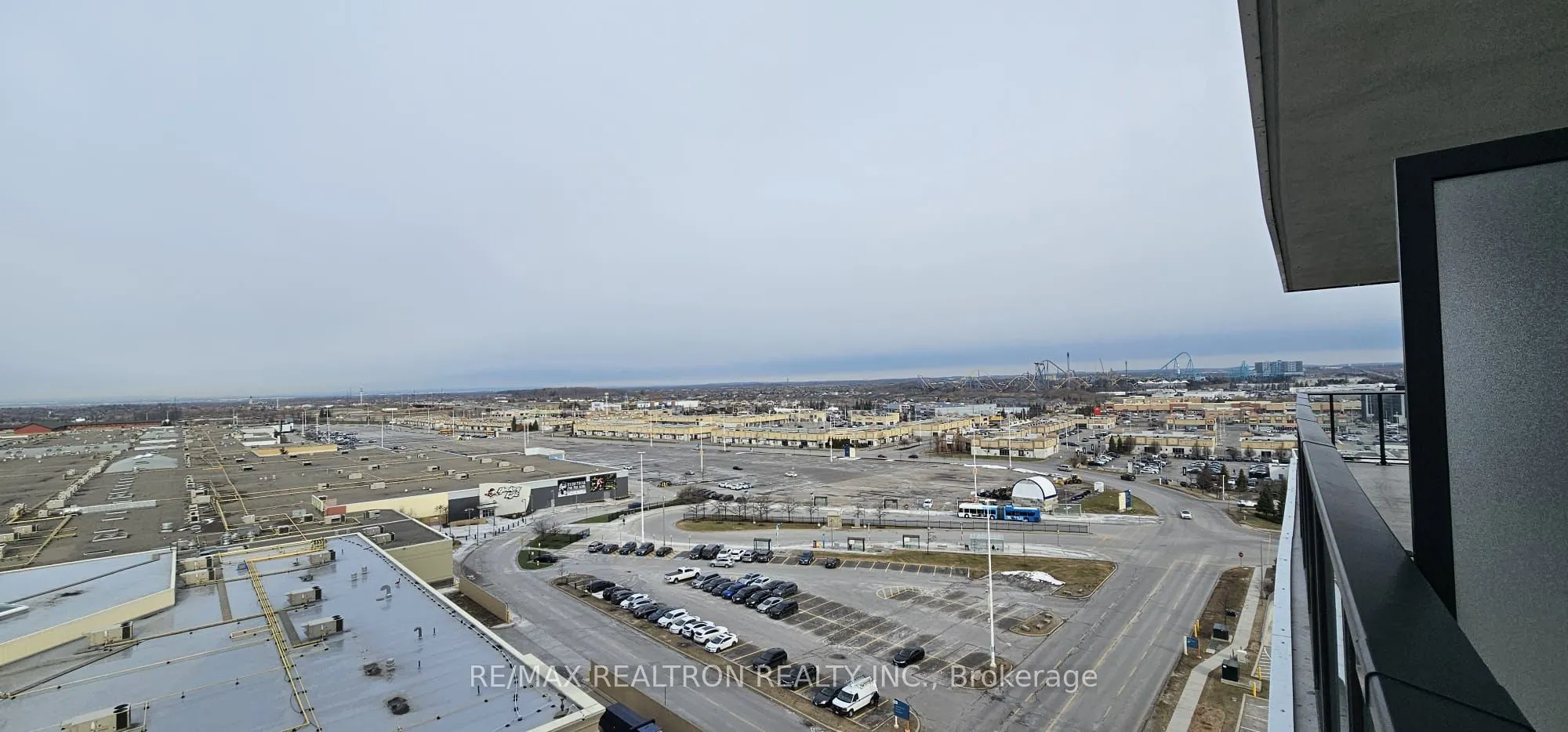 9000 Jane Street, #1220