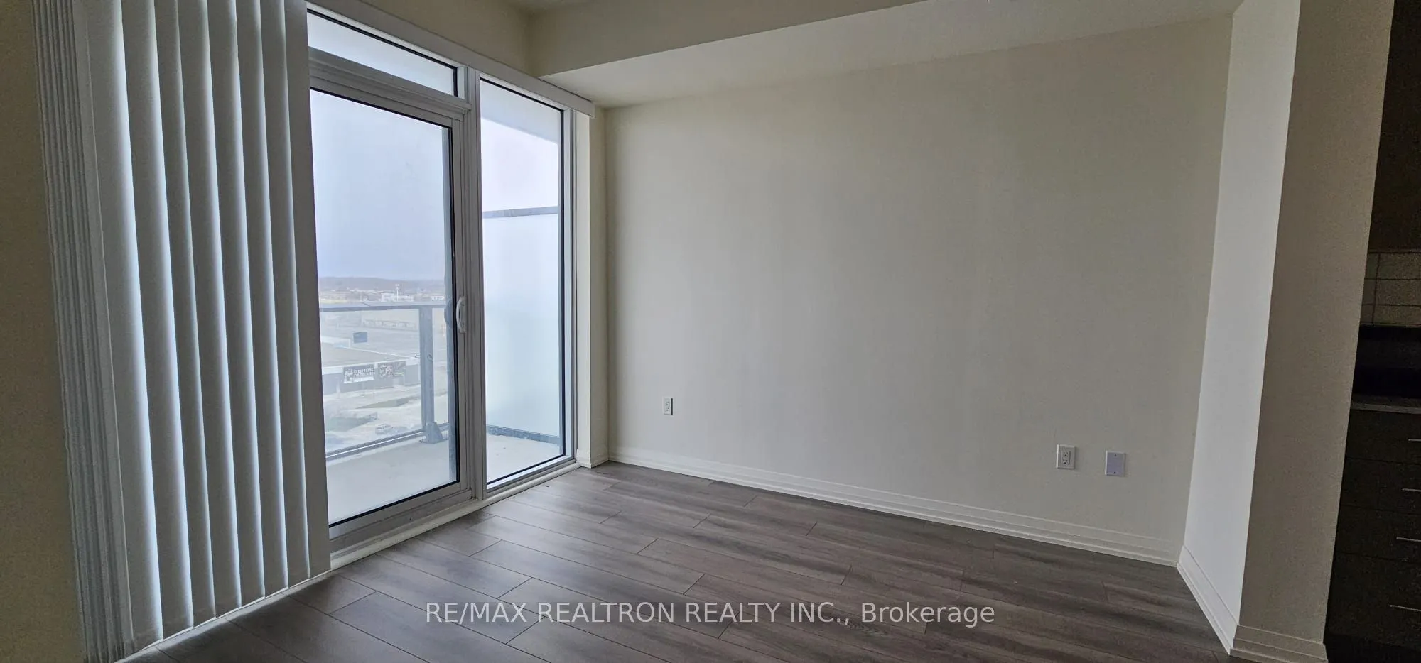 9000 Jane Street, #1220