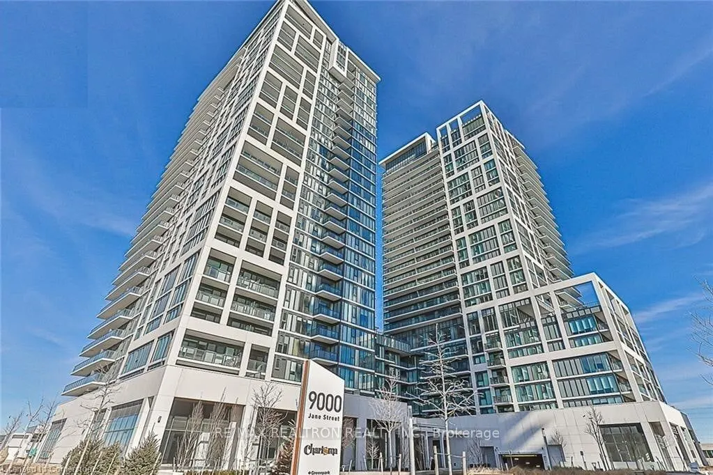 9000 Jane Street, #1220