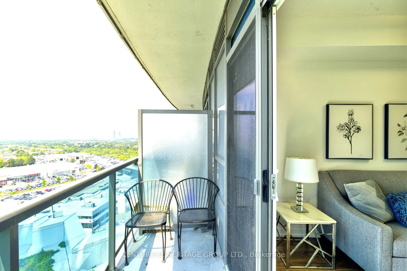 7171 Yonge Street, #1112