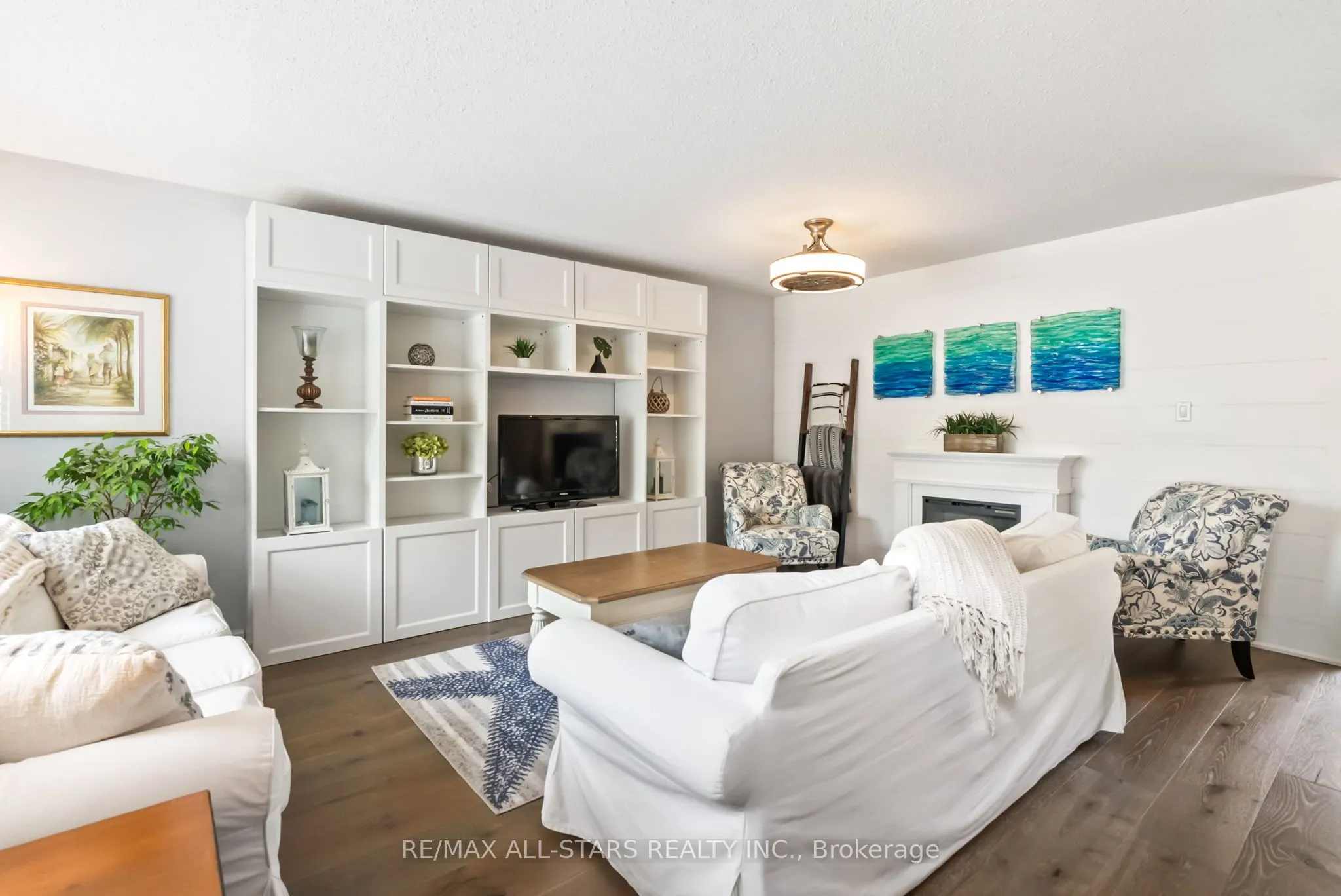32 Meadows End Crescent