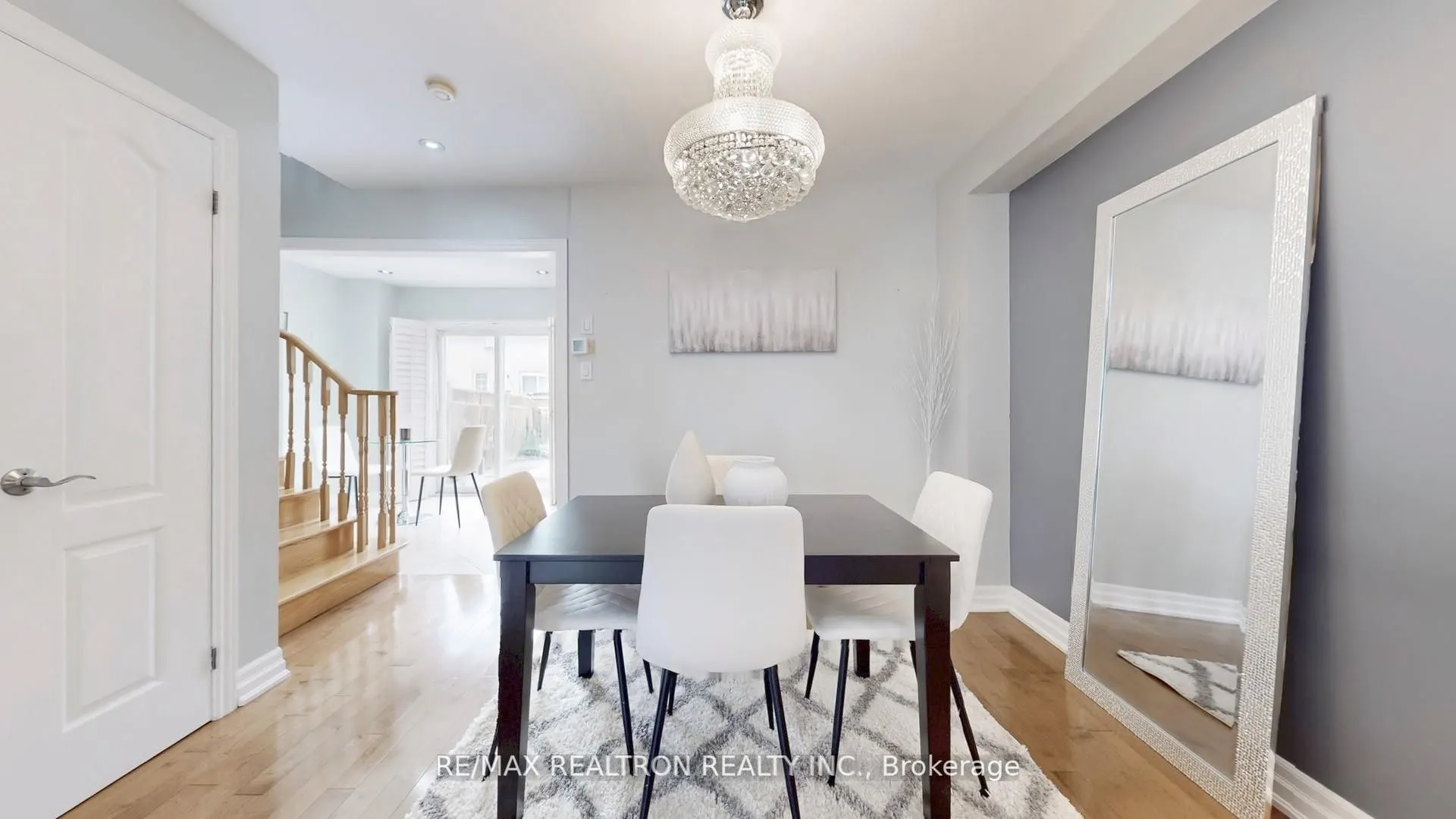 287 Wildberry Crescent