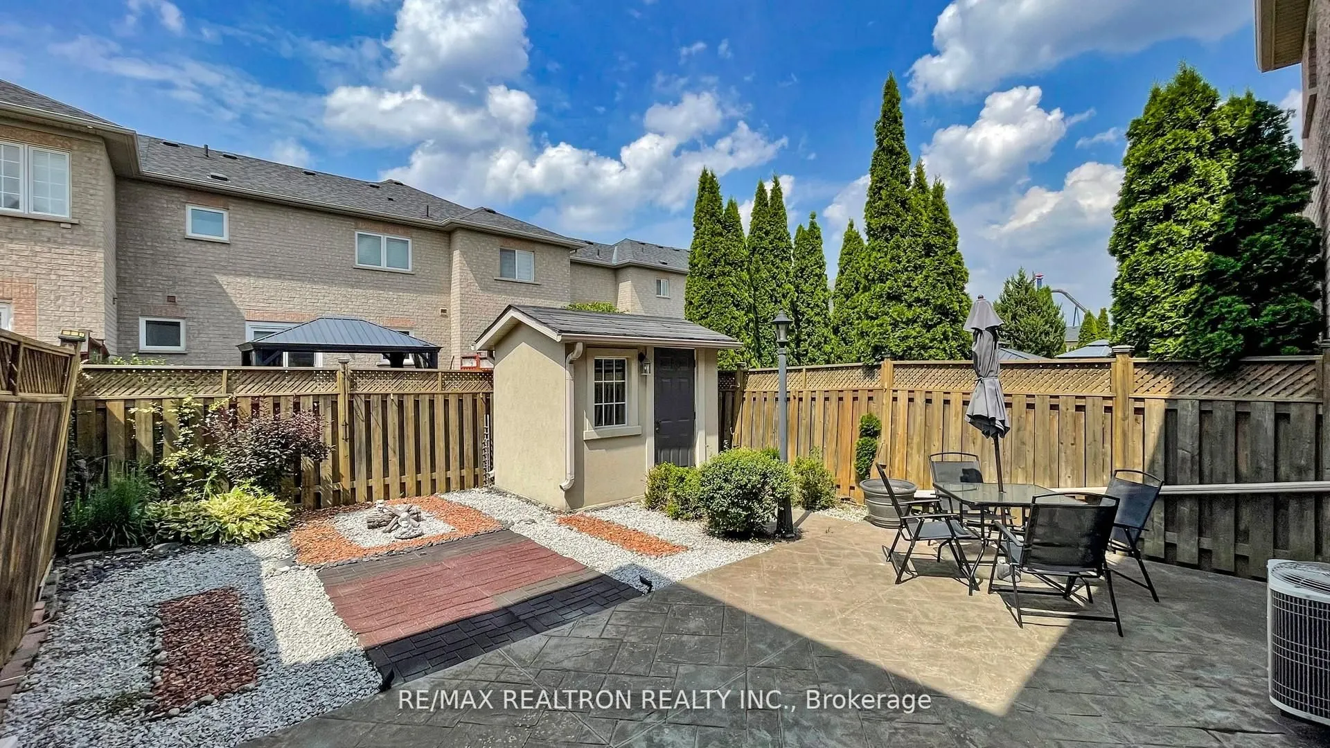 287 Wildberry Crescent