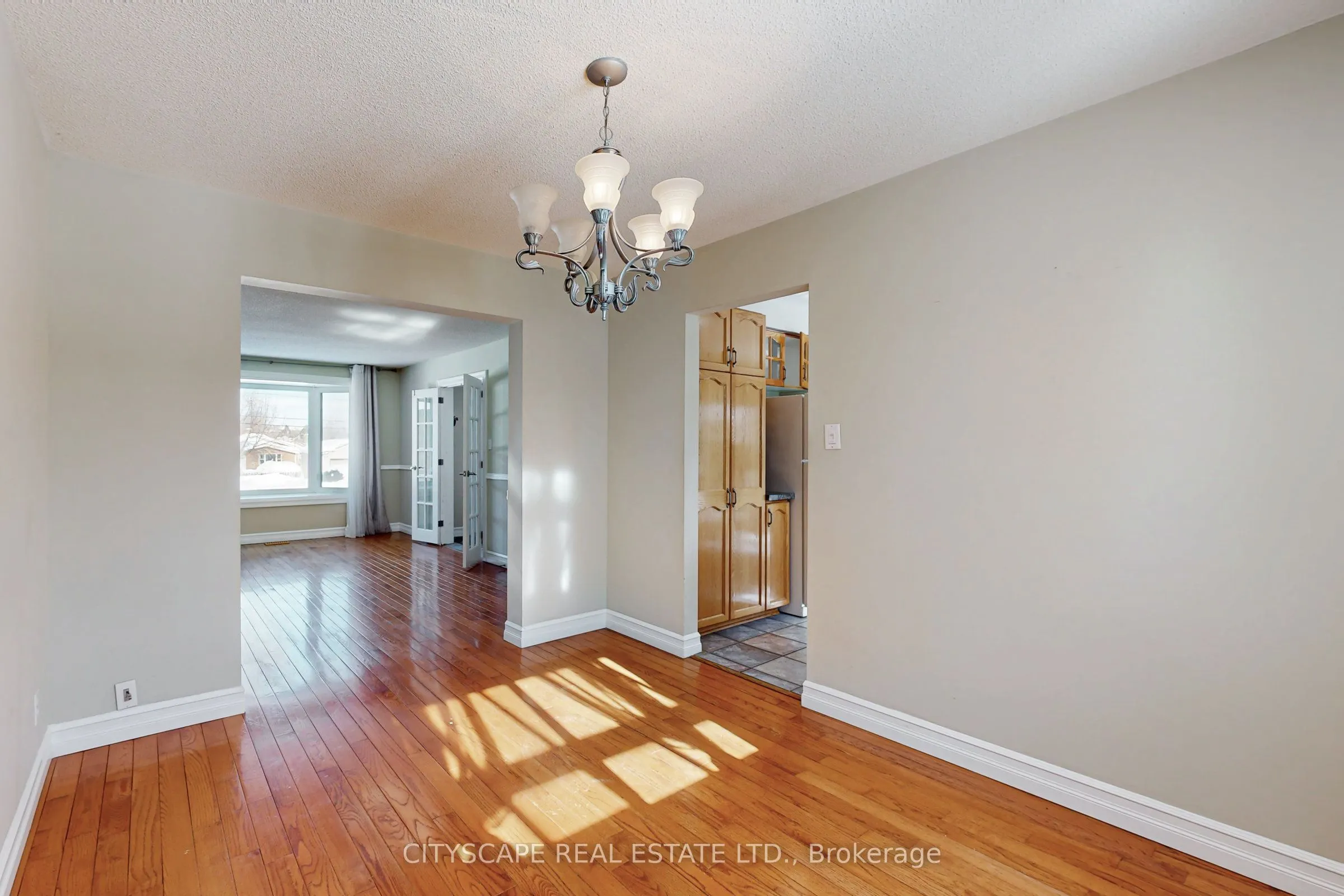 65 Riverglen Drive