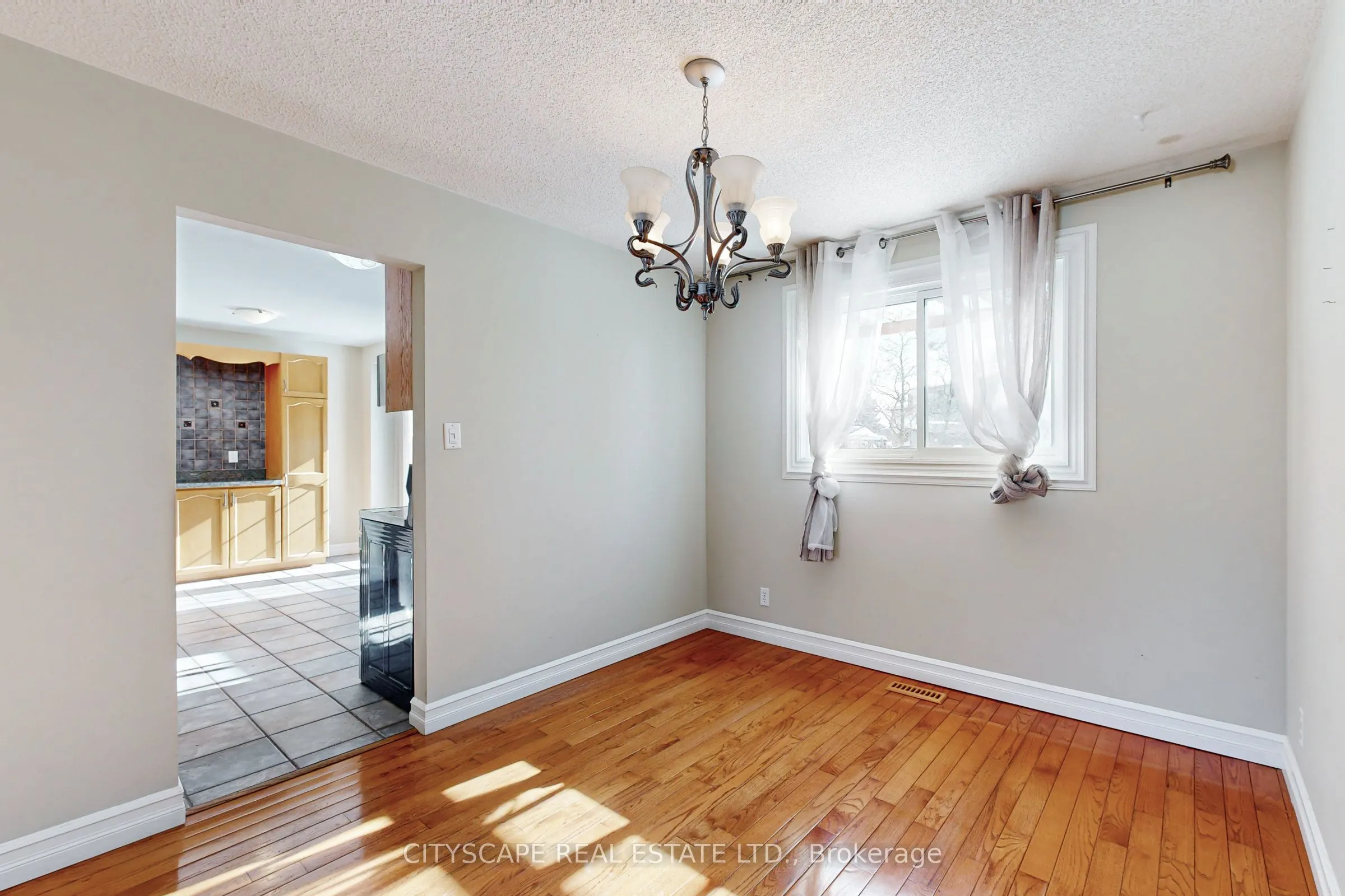 65 Riverglen Drive